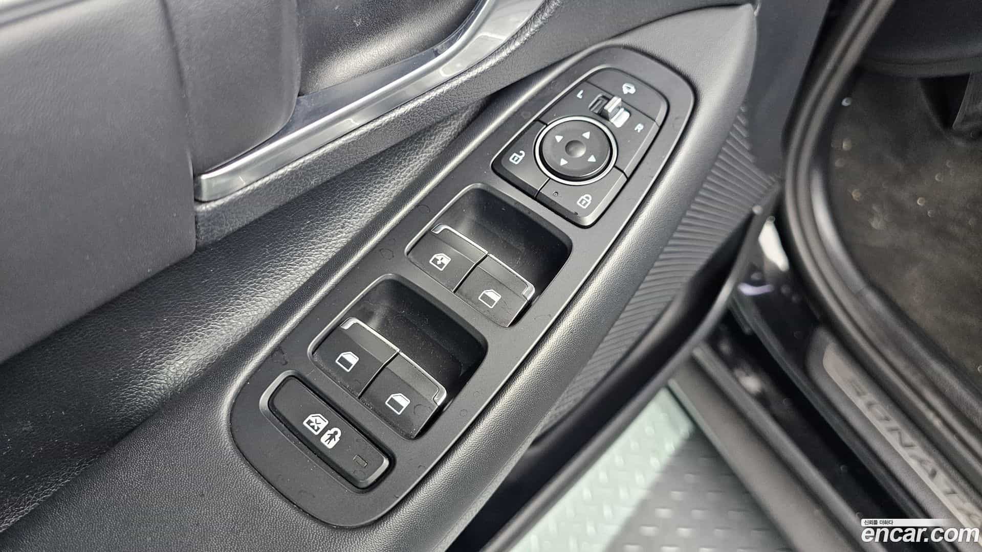 Sonata Hyundai 2019.3-OPTION-042