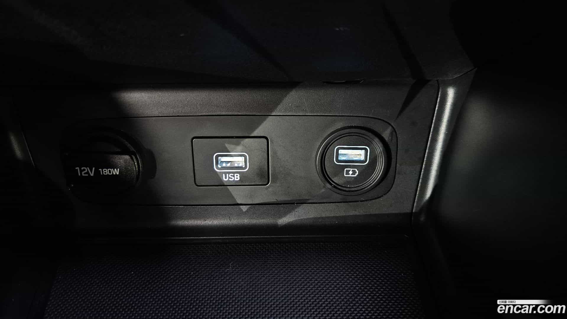 Sonata Hyundai 2019.3-OPTION-047