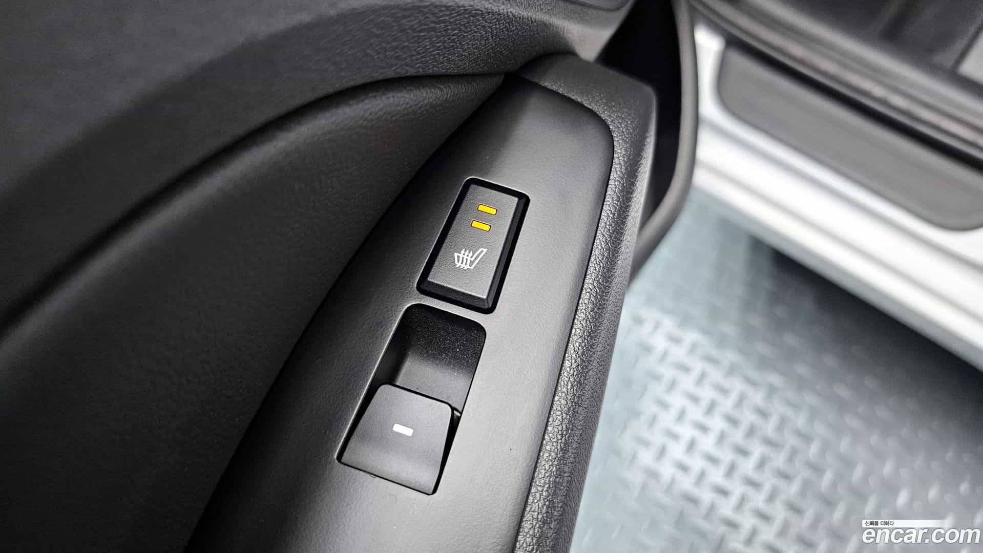 AVANTE Hyundai 2017.7-OPTION-042