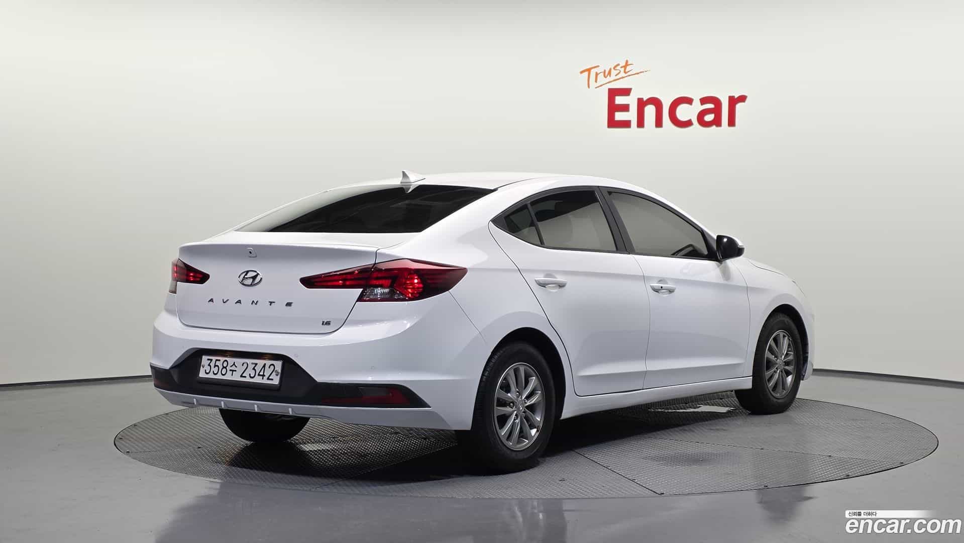 AVANTE Hyundai 2020.1-OUTER-002