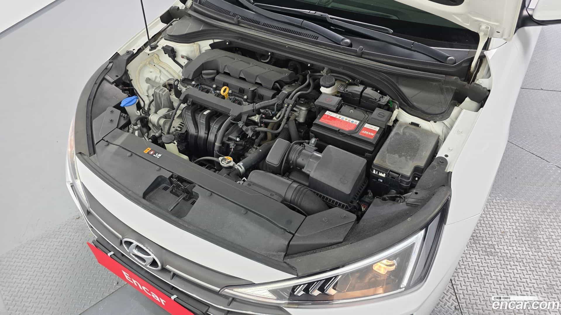 AVANTE Hyundai 2020.1-OUTER-006