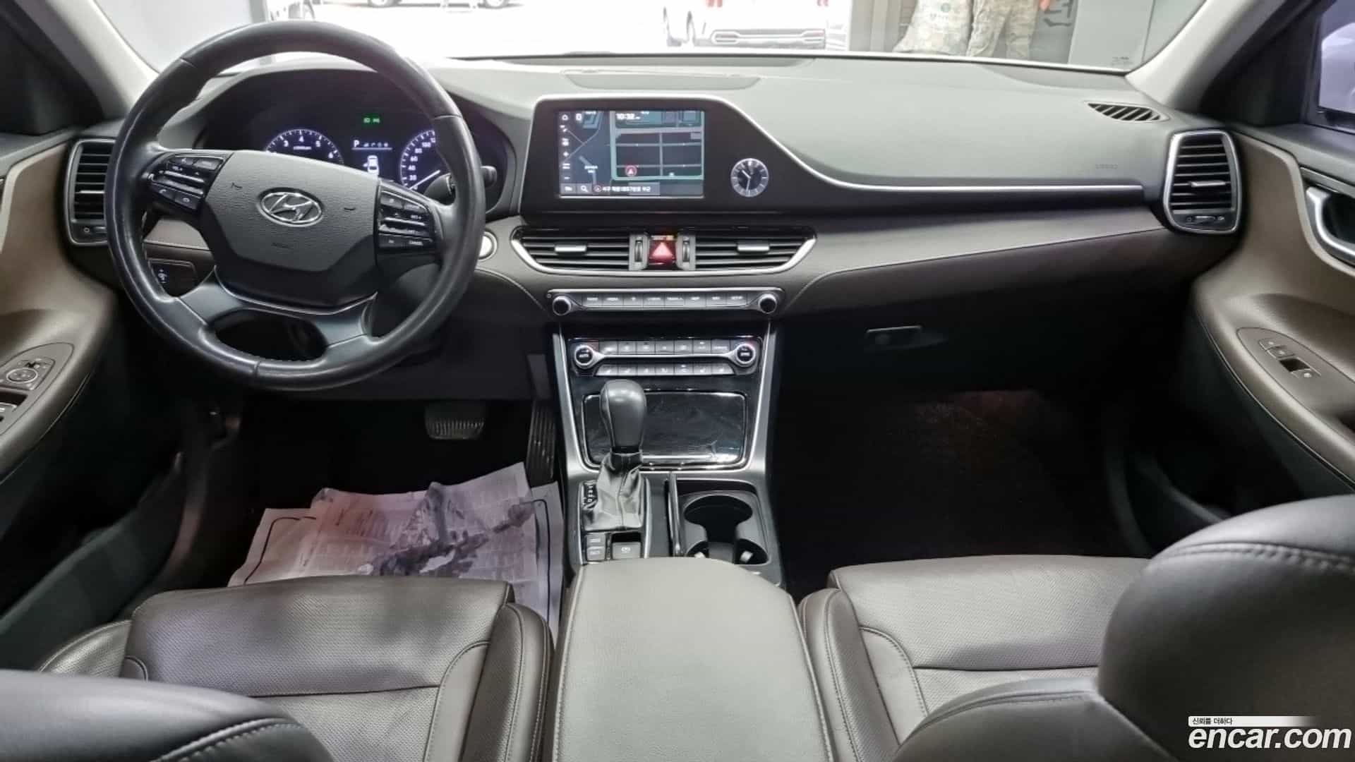 Grandeur Hyundai 2017.1-OUTER-004
