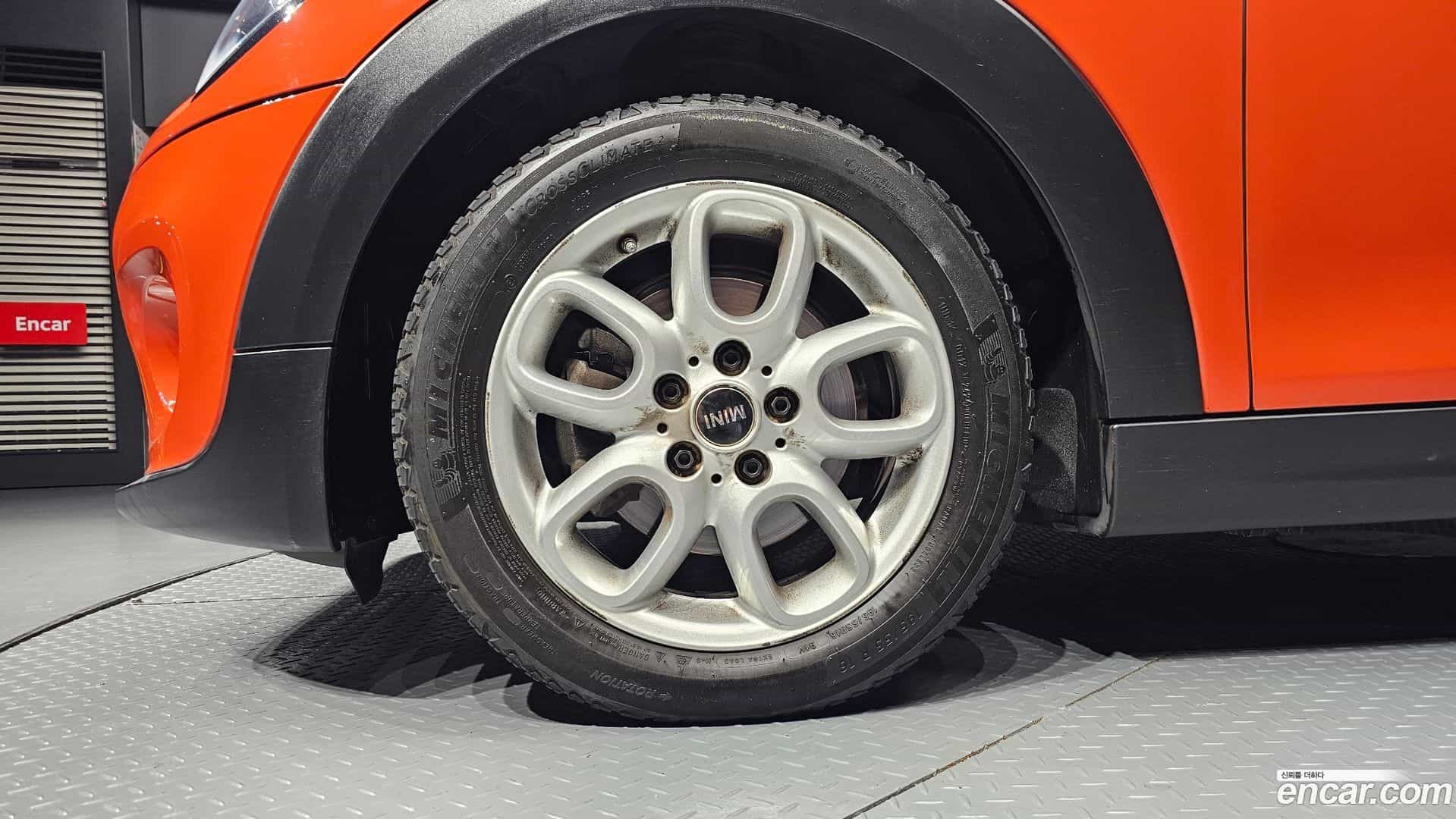 Cooper Mini 2021.5-OUTER-005
