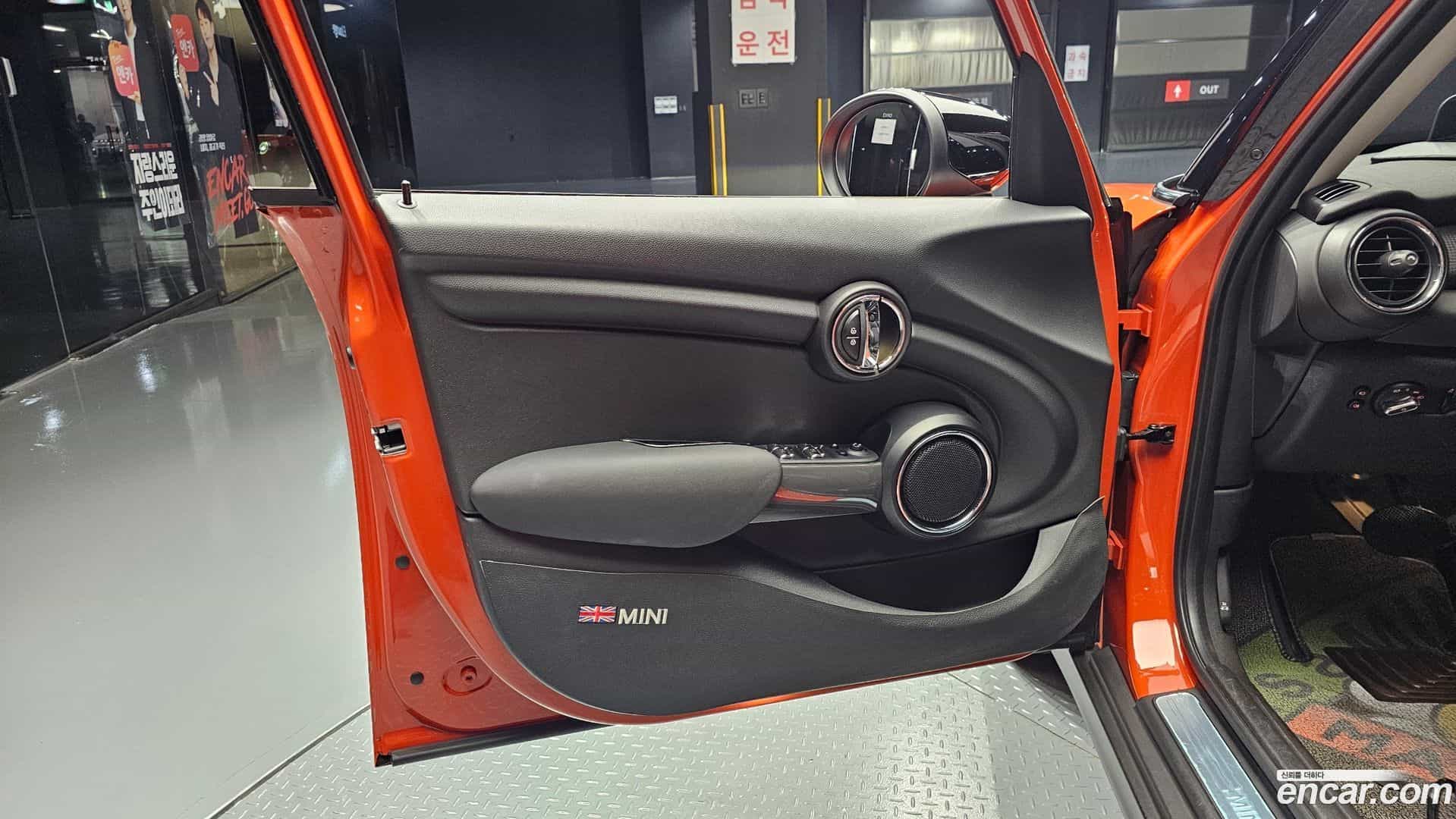 Cooper Mini 2021.5-INNER-034
