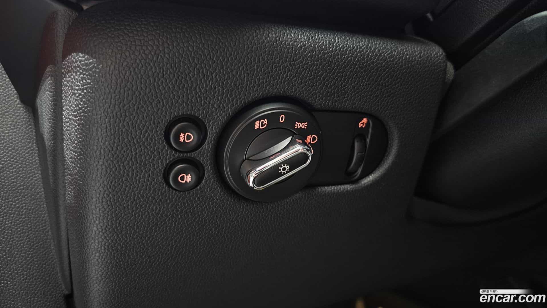 Cooper Mini 2021.5-OPTION-041