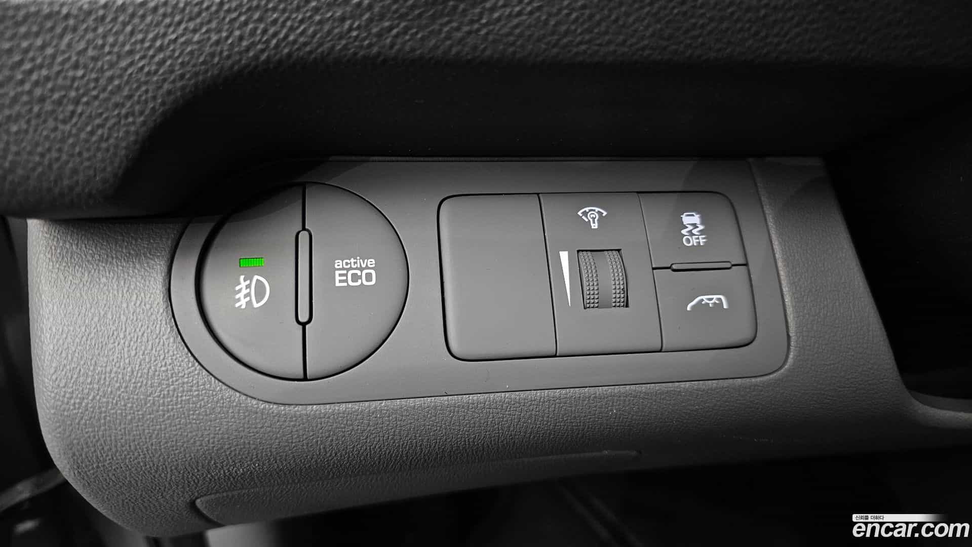 Starex Hyundai 2016.8-OPTION-018