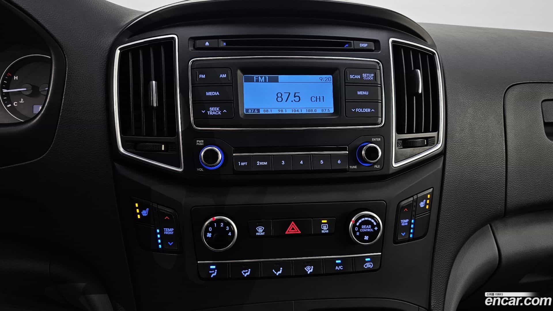 Starex Hyundai 2016.8-OPTION-020