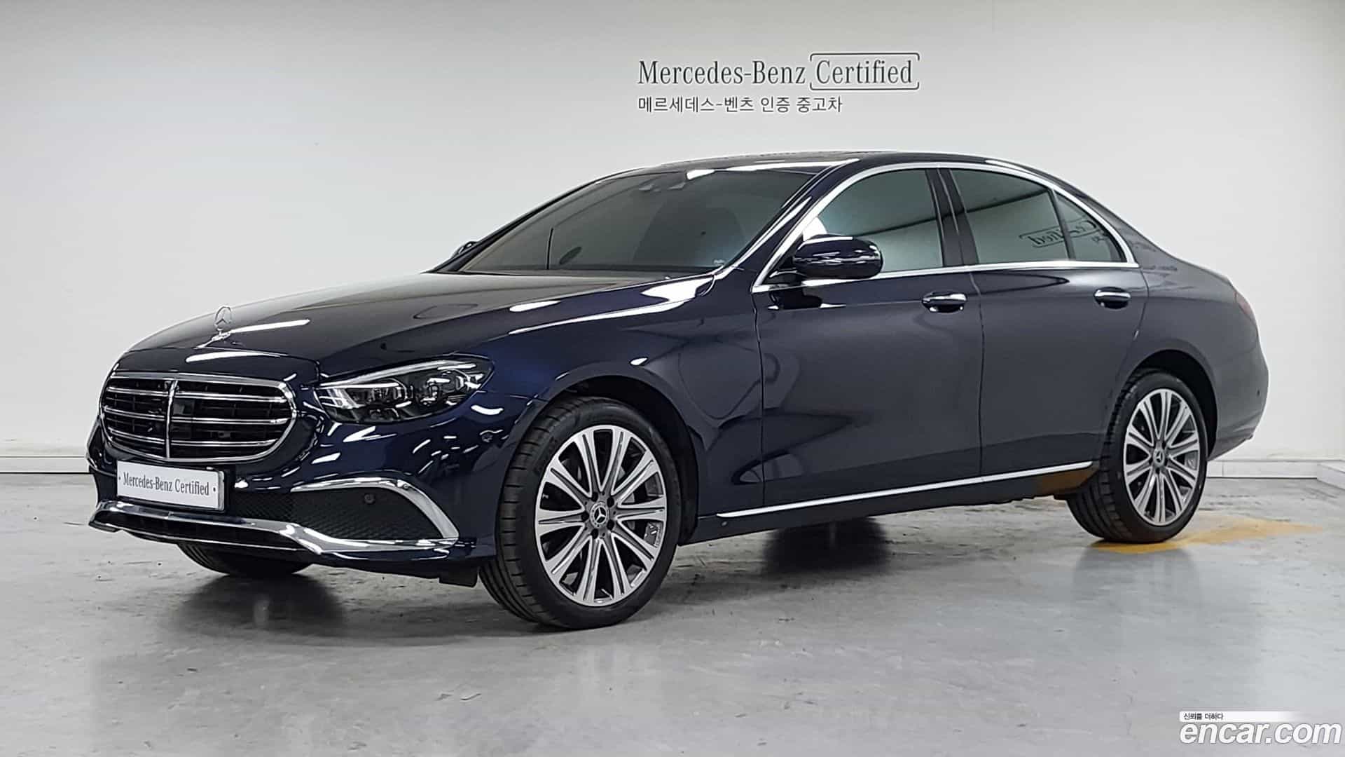 E-Class Mercedes-Benz 2022.10-OUTER-001