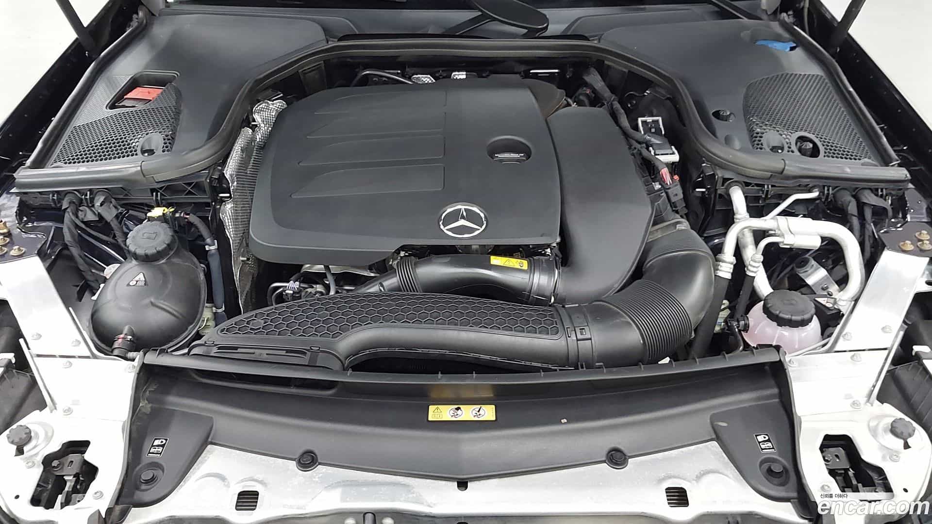E-Class Mercedes-Benz 2022.10-OUTER-006