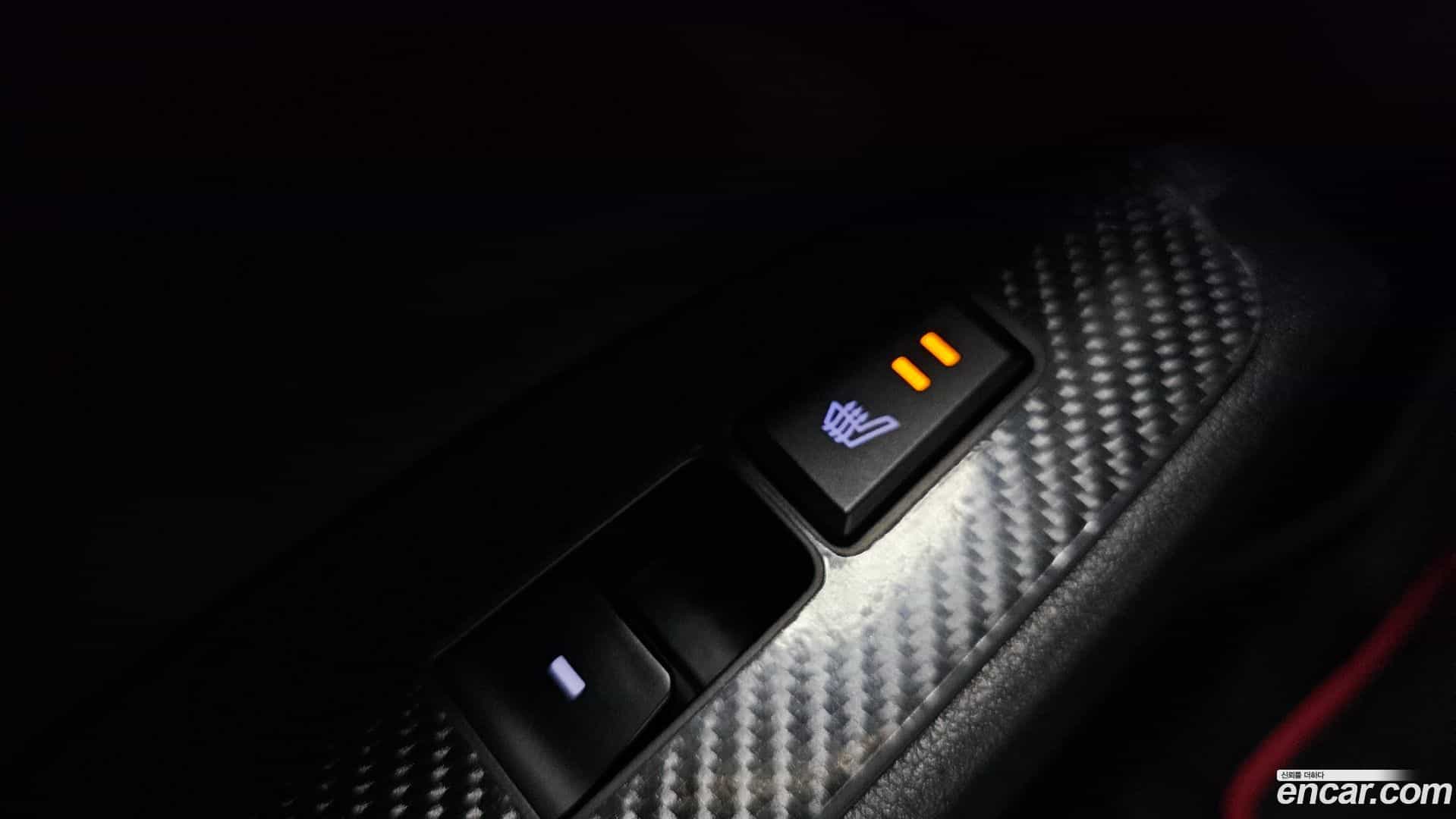 AVANTE Hyundai 2018.0-OPTION-022