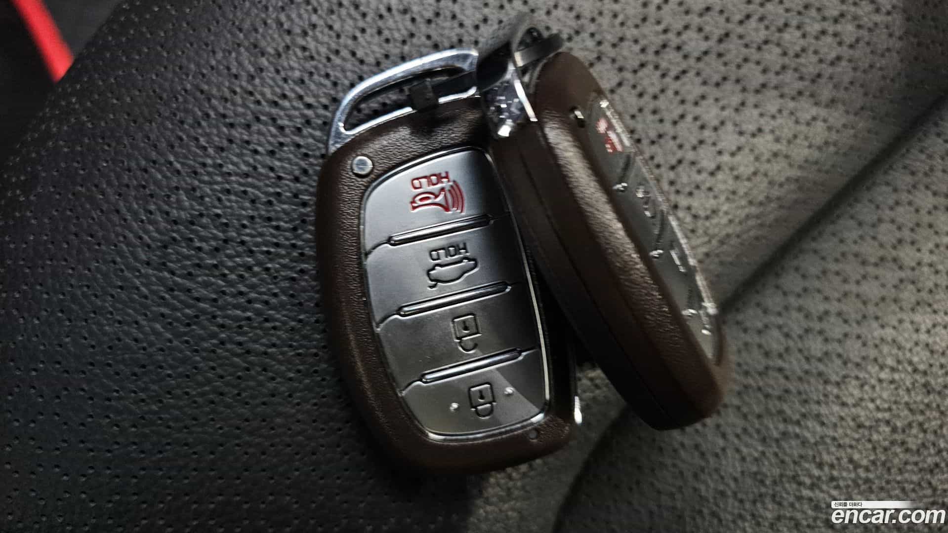 AVANTE Hyundai 2018.0-OPTION-023