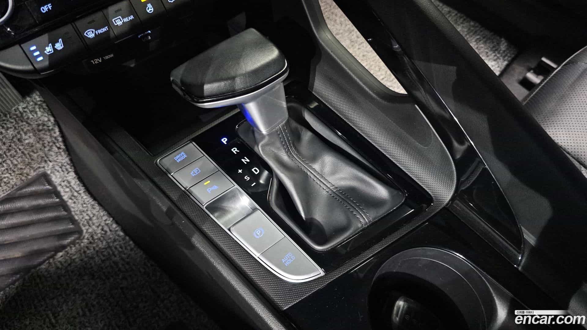 AVANTE Hyundai 2020.6-INNER-009