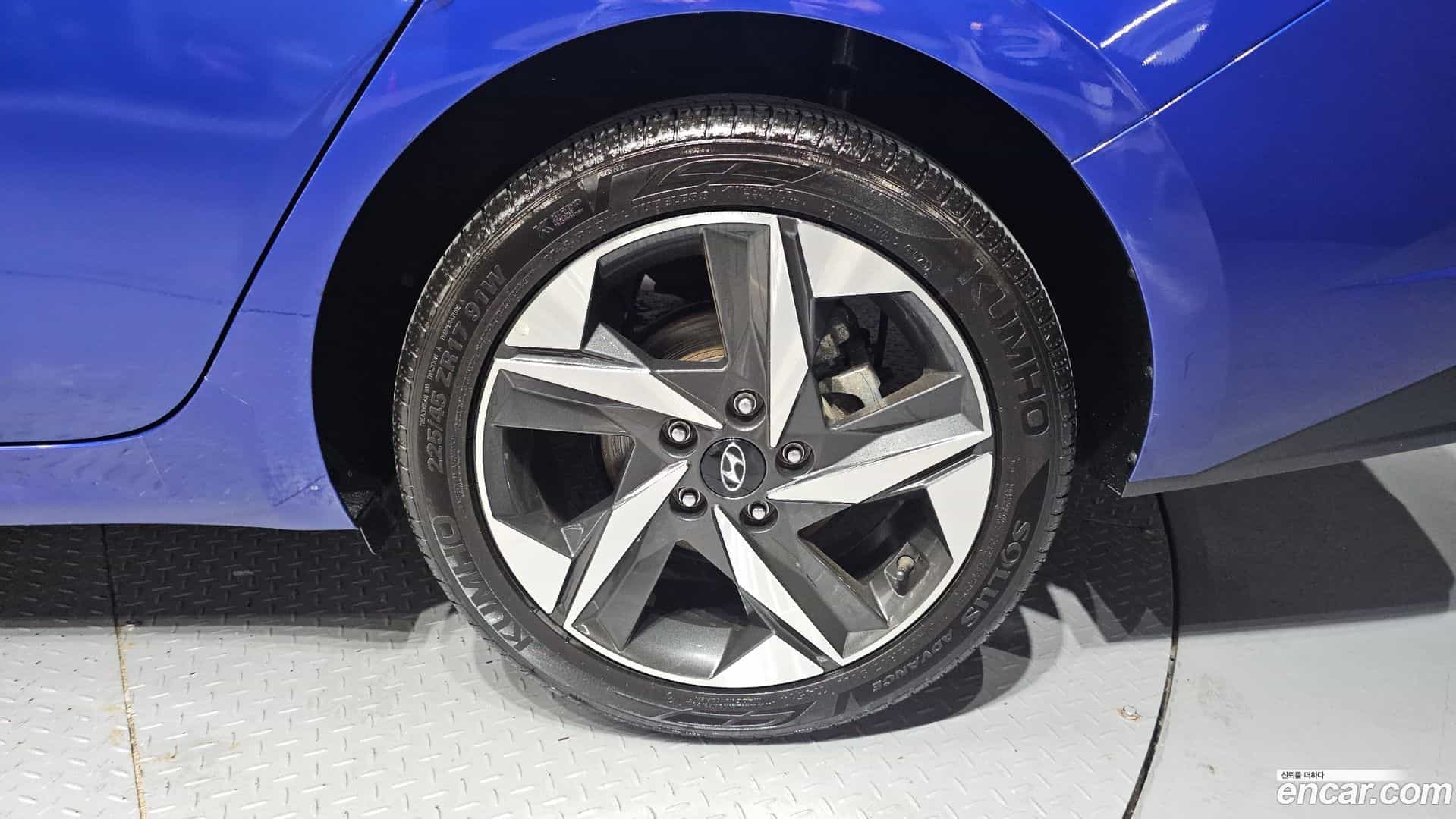 AVANTE Hyundai 2020.6-OUTER-031