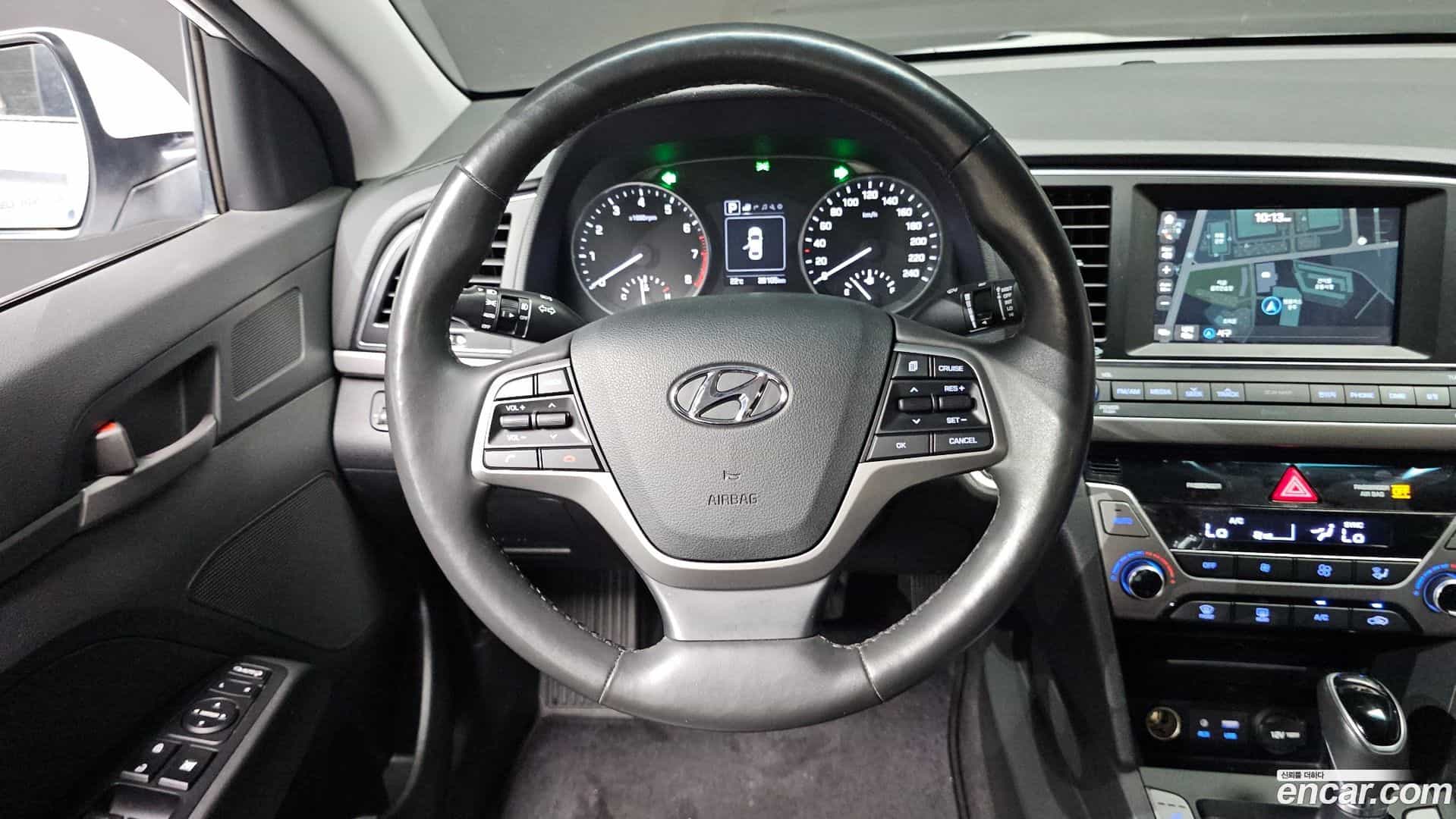 AVANTE Hyundai 2017.1-OPTION-017