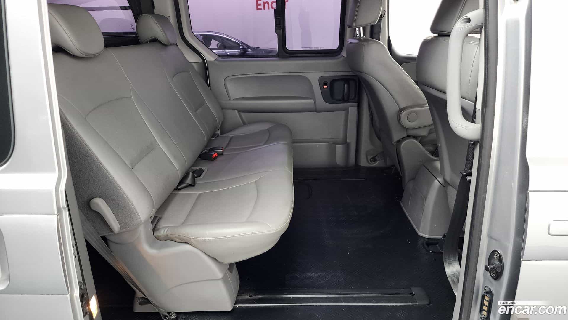 Starex Hyundai 2018.1-OPTION-015