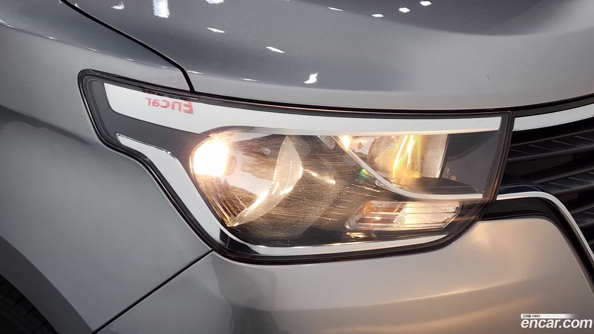 Starex Hyundai 2018.1-OUTER-032