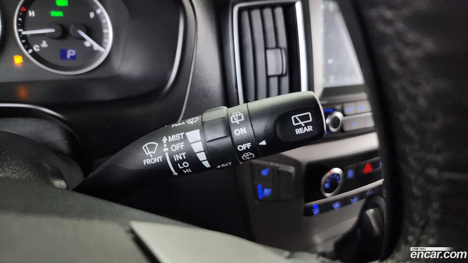 Starex Hyundai 2018.1-OPTION-042