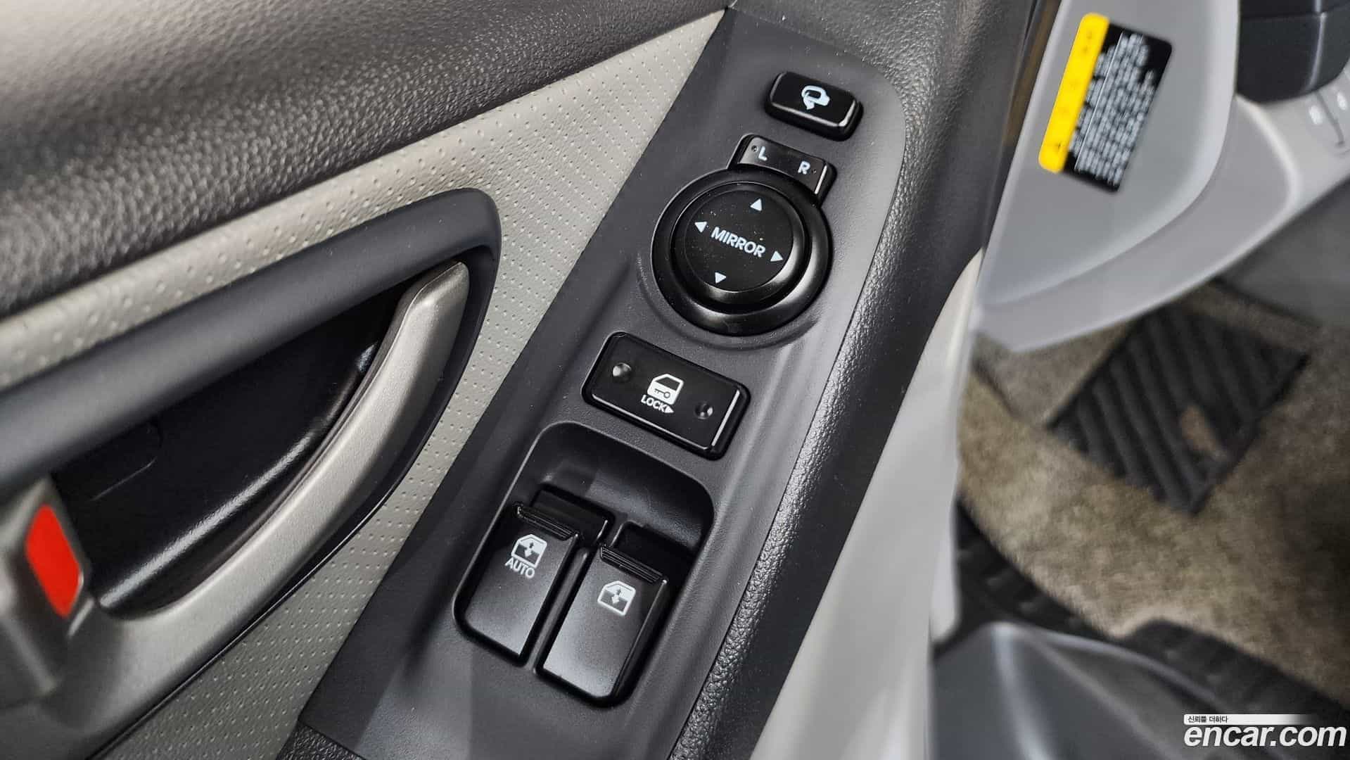 Starex Hyundai 2018.1-OPTION-043