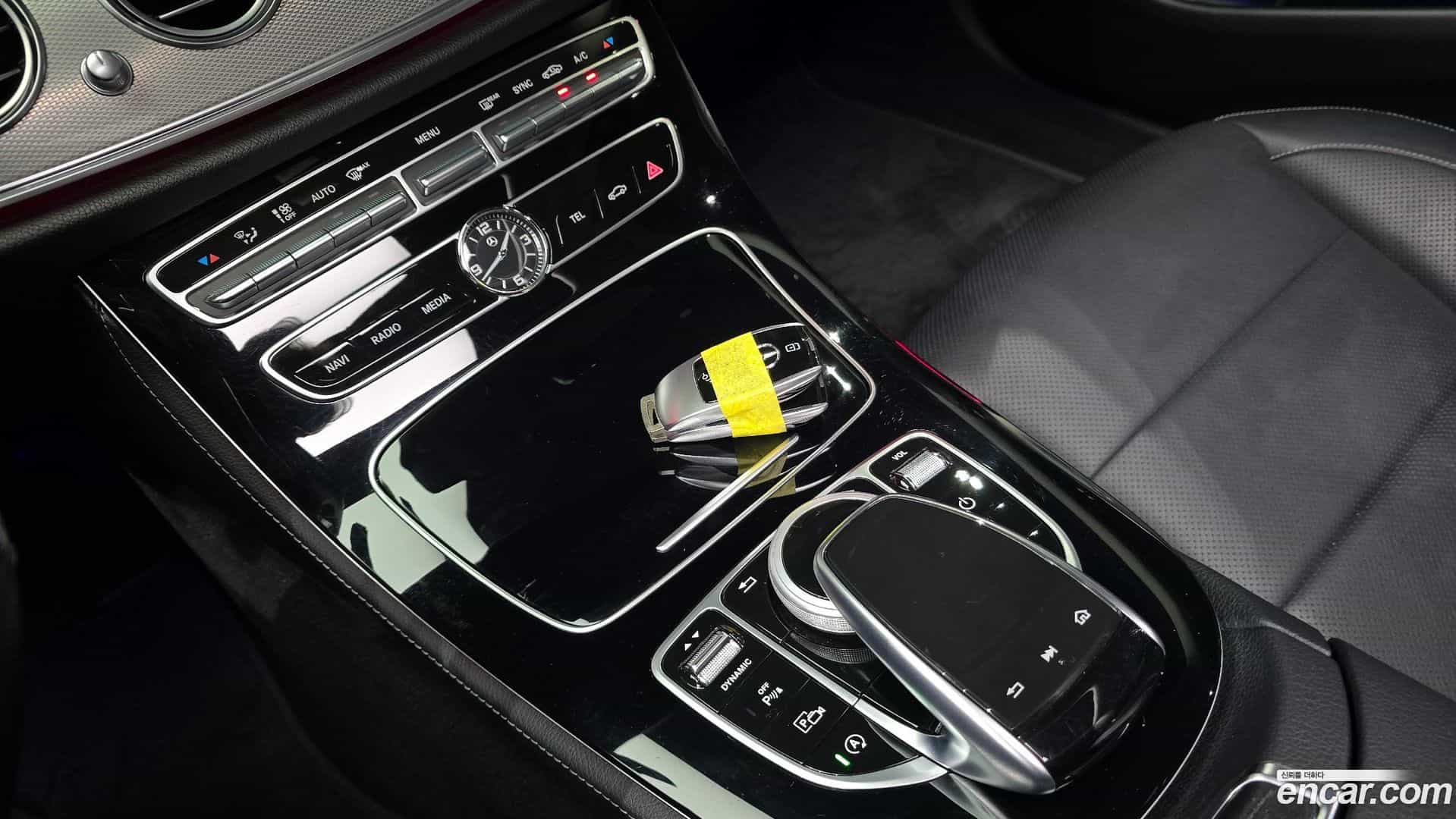 E-Class Mercedes-Benz 2018.6-OPTION-022