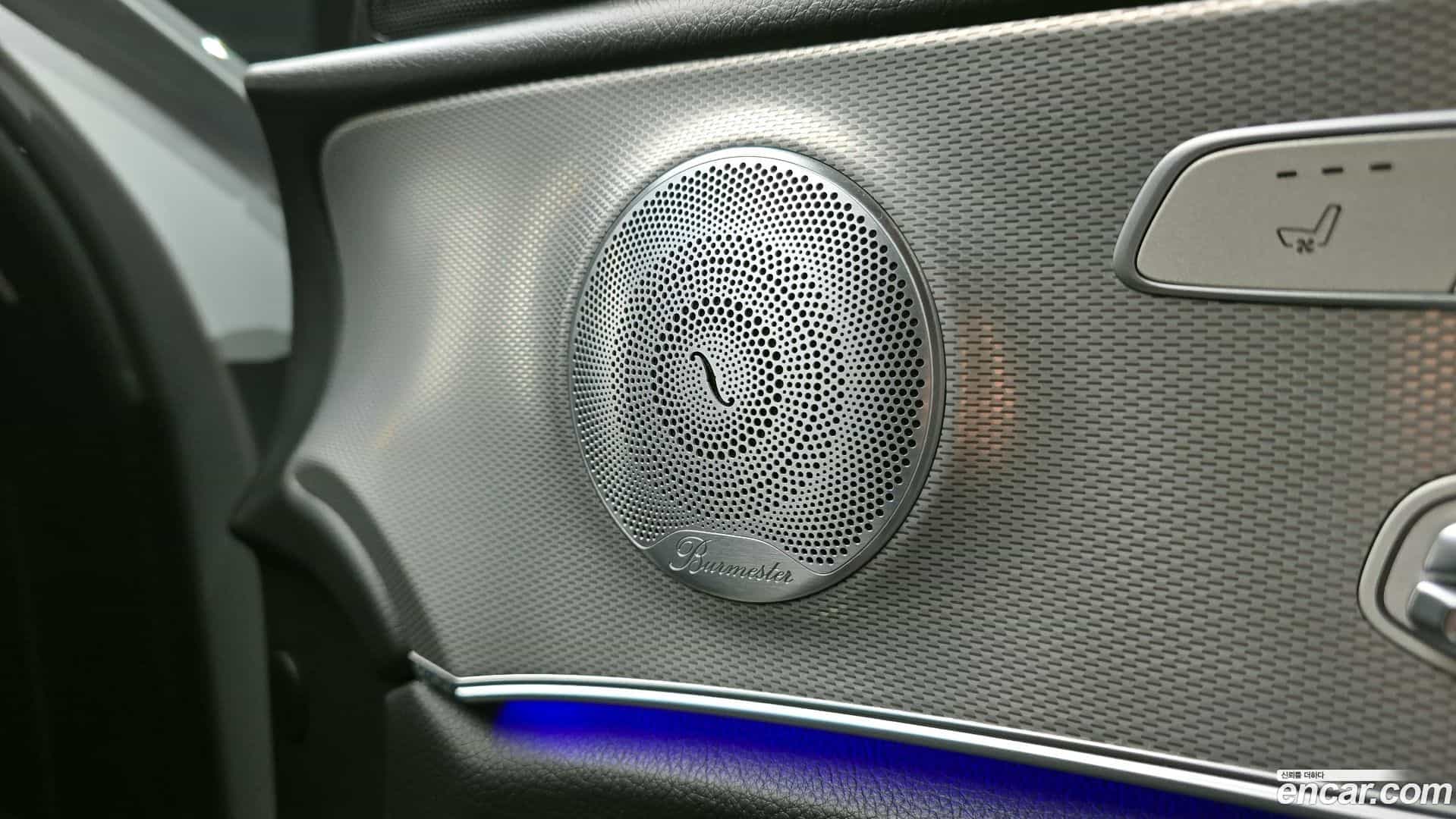 E-Class Mercedes-Benz 2018.6-OPTION-040
