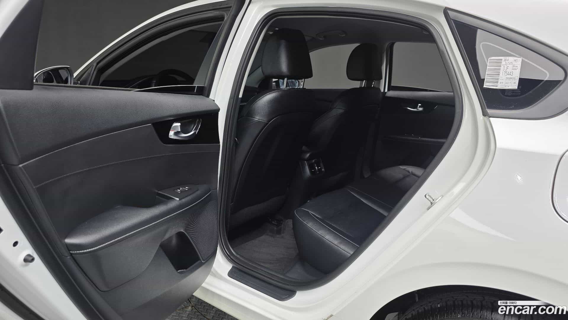 K3 Kia 2023.9-OPTION-020