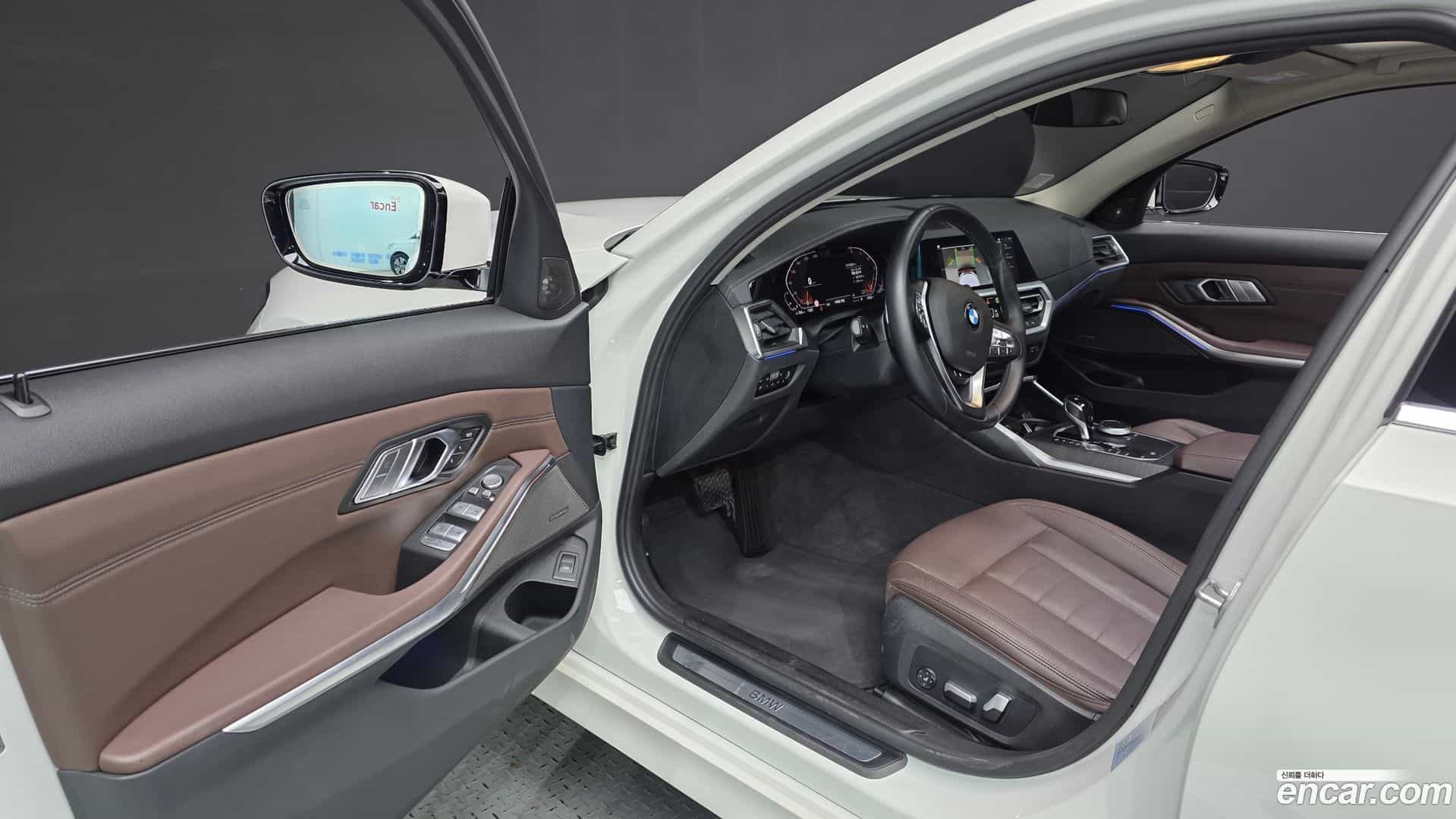 3-Series BMW 2020.11-INNER-010