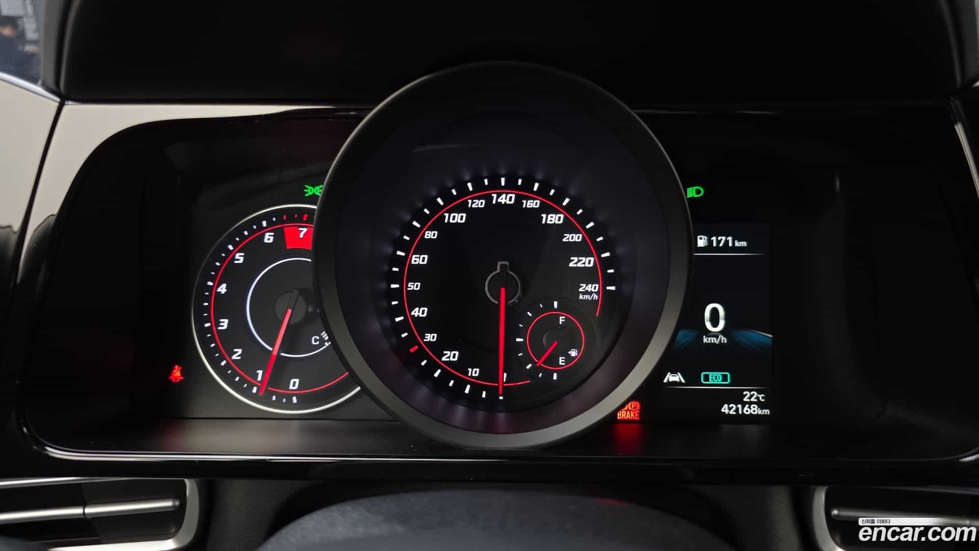 AVANTE Hyundai 2023.1-INNER-008