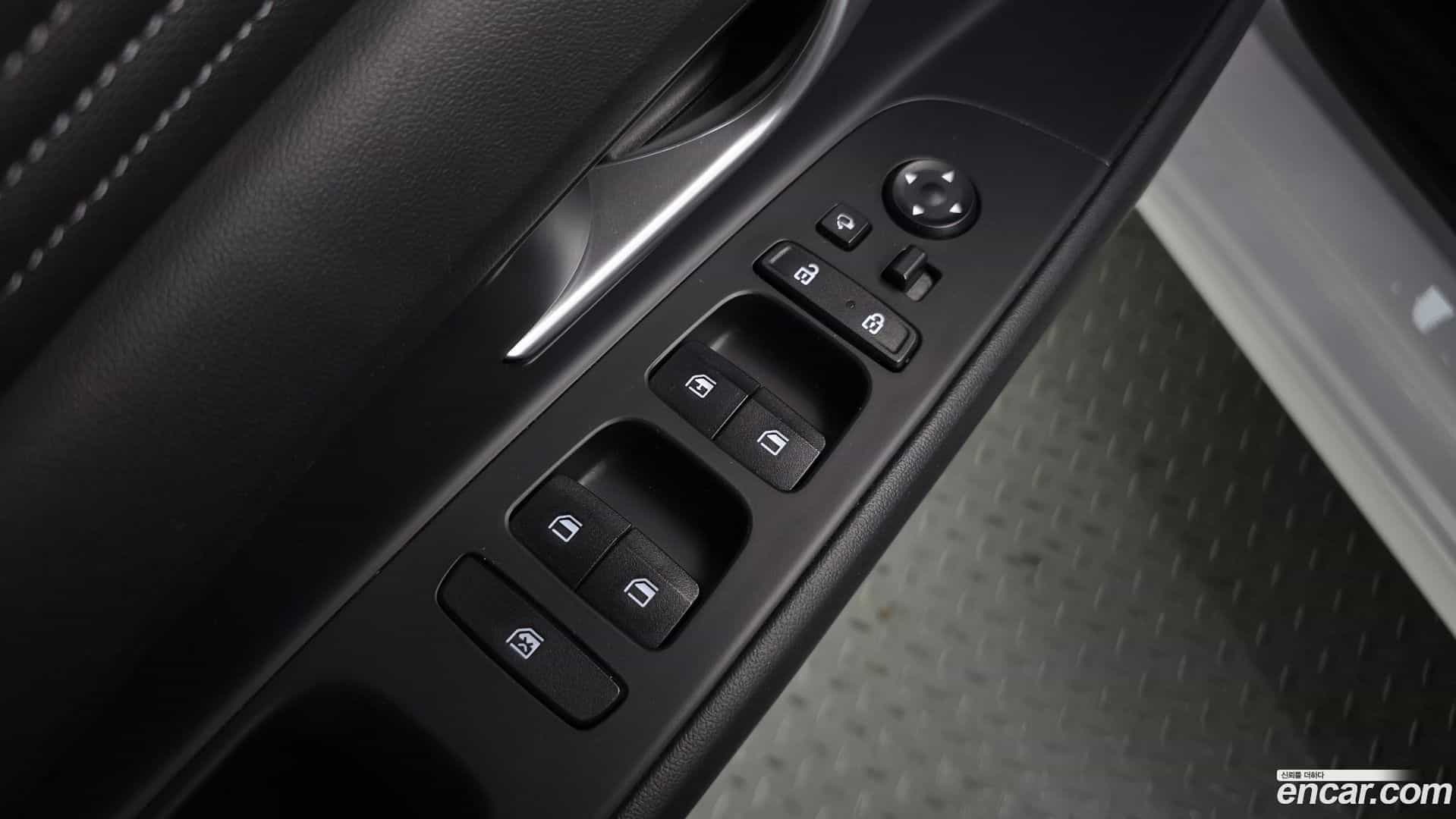 AVANTE Hyundai 2023.1-OPTION-017