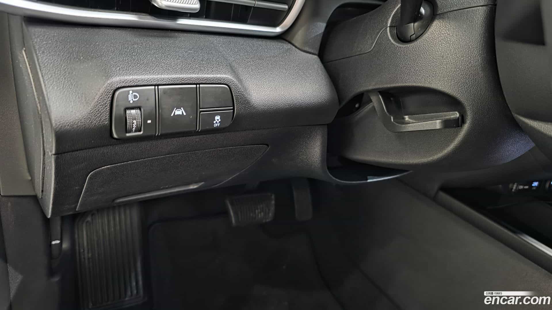 AVANTE Hyundai 2023.1-OPTION-018