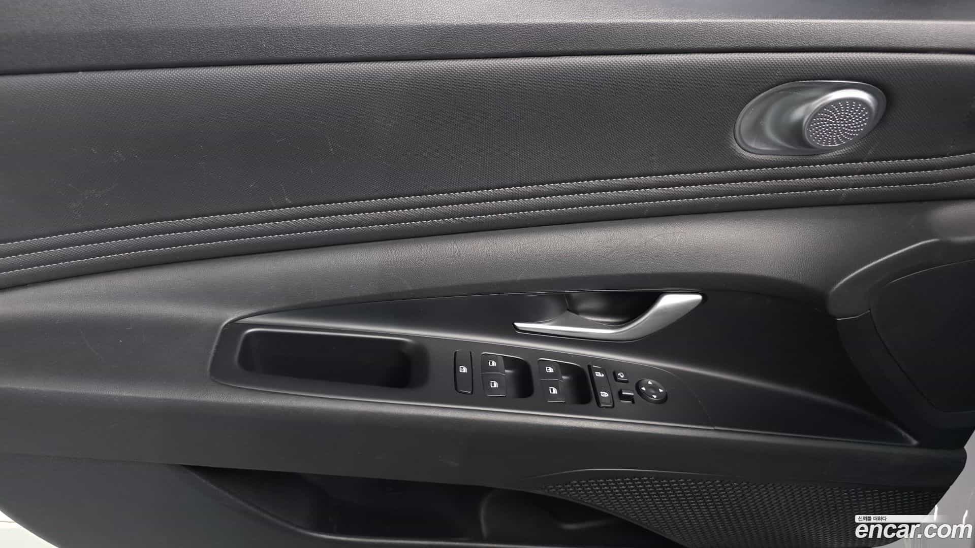 AVANTE Hyundai 2023.1-INNER-034
