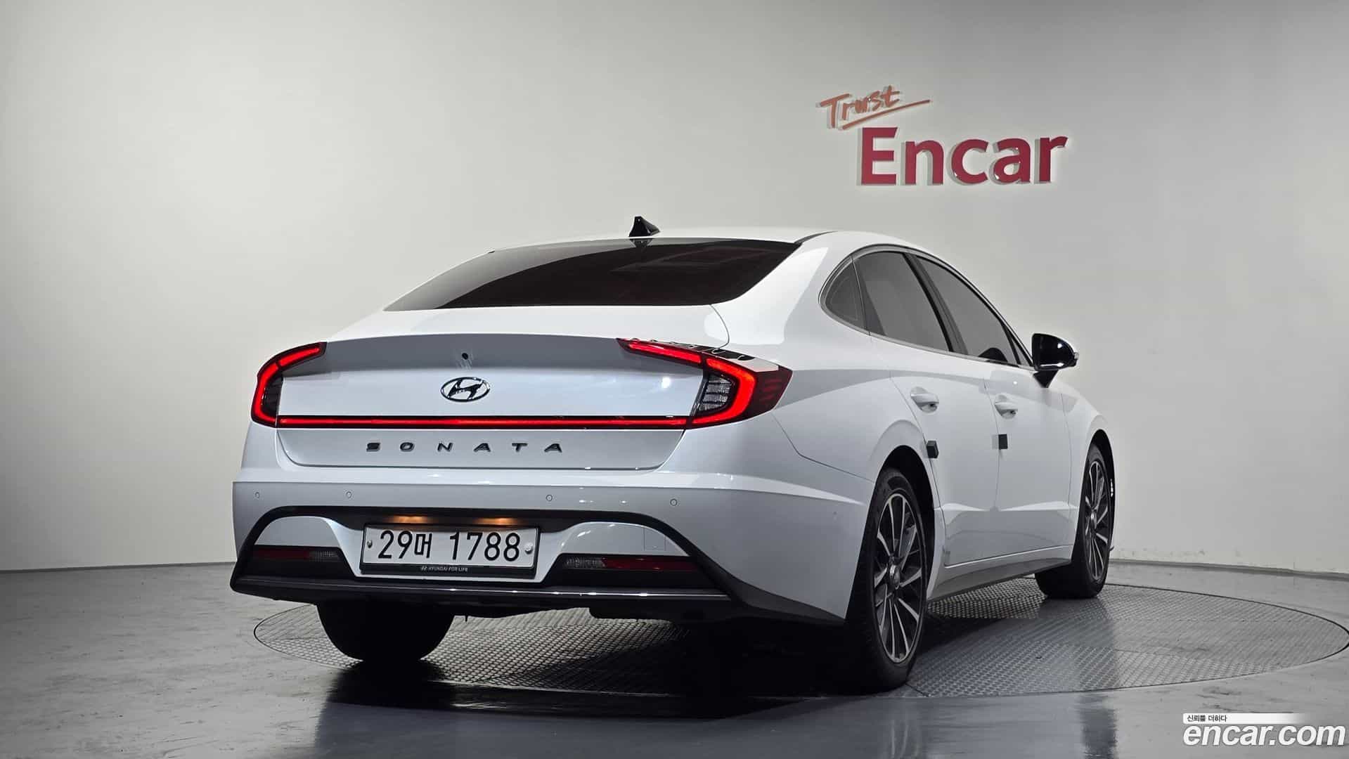 Sonata Hyundai 2019.6-OUTER-002