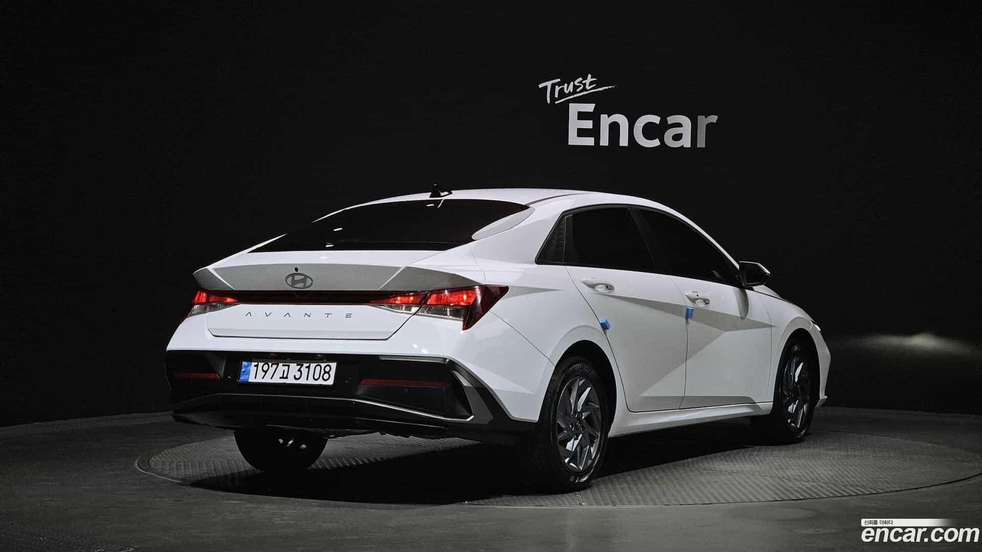 AVANTE Hyundai 2025.0-OUTER-002