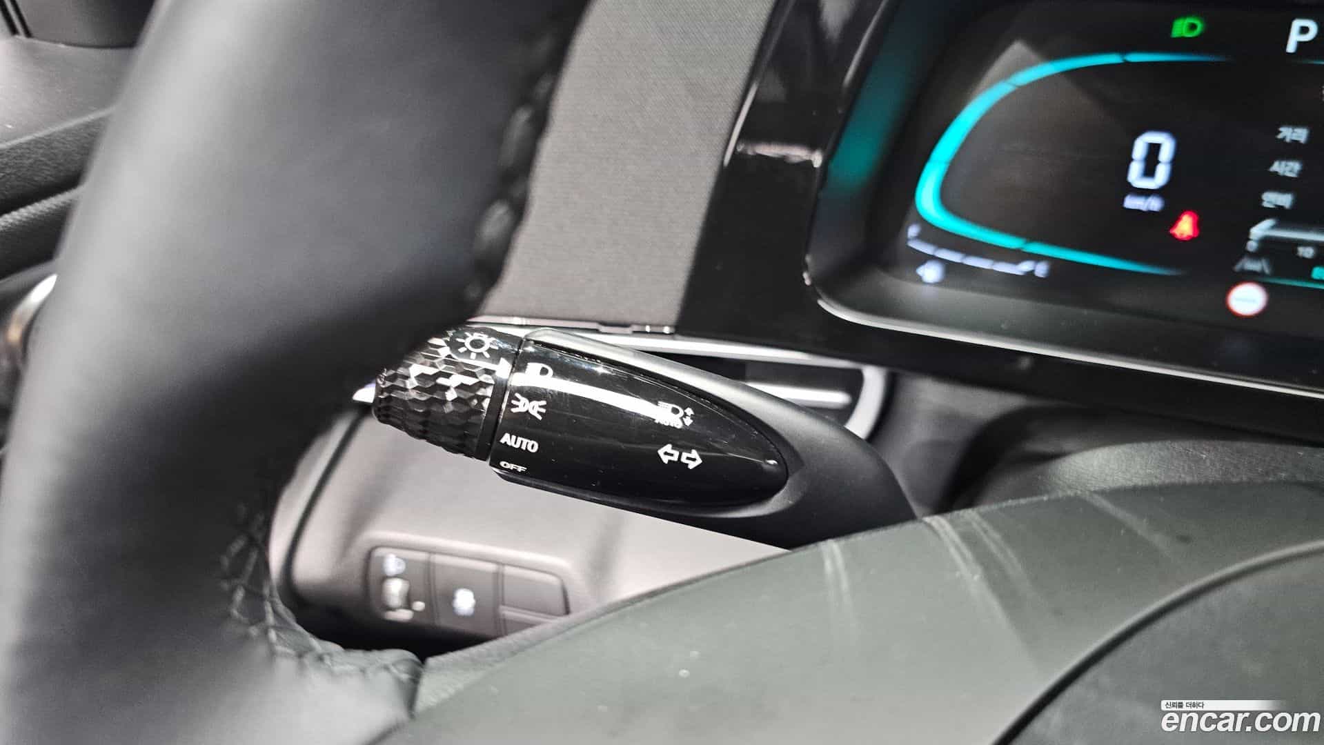 AVANTE Hyundai 2025.0-OPTION-042