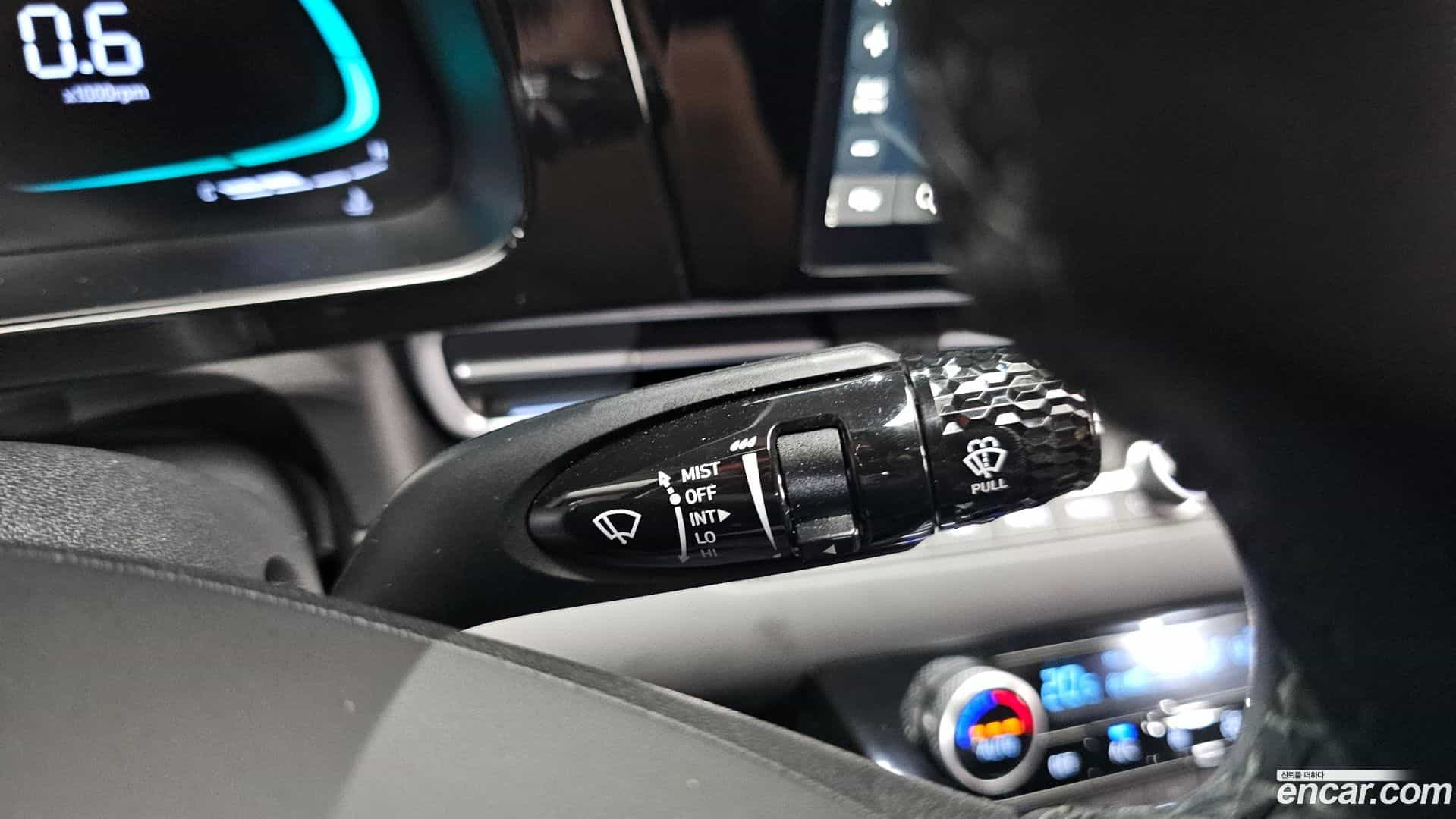AVANTE Hyundai 2025.0-OPTION-043
