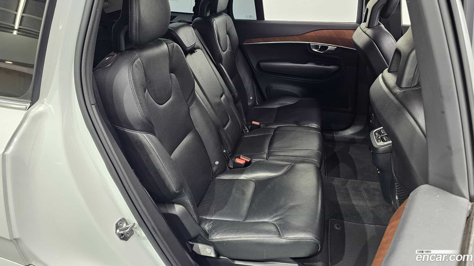 XC90 Volvo 2019.9-OPTION-015