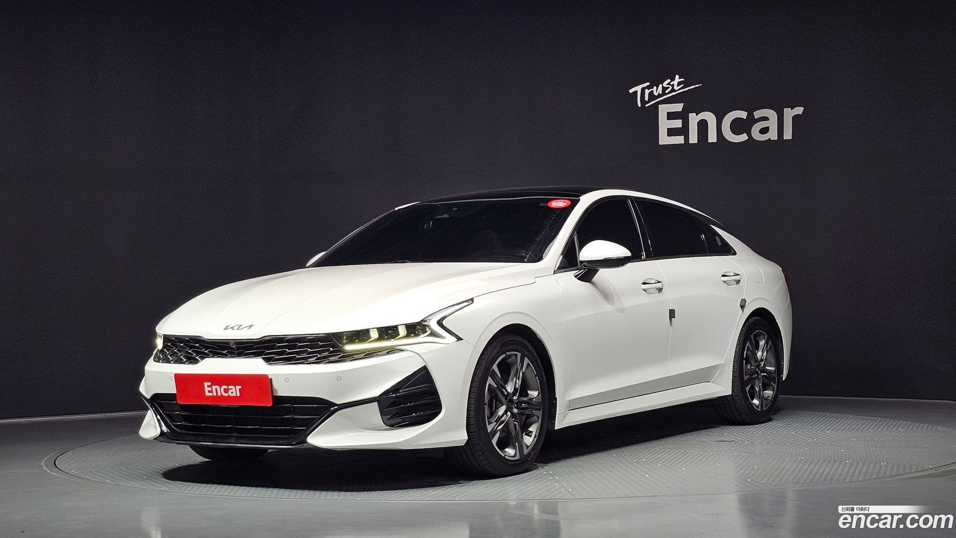 Main__Slider__Photo:K5 Kia 2021.1-0
