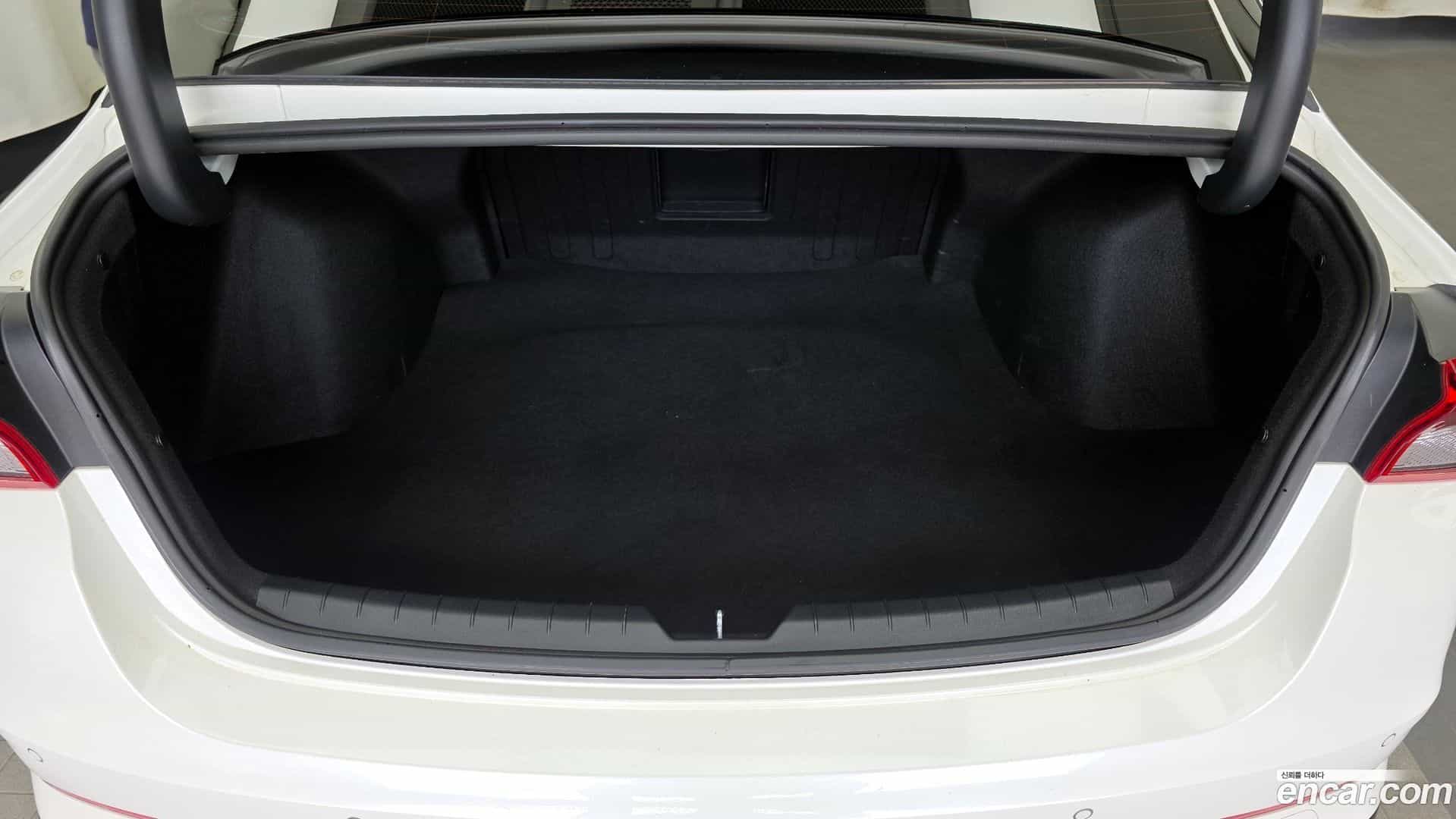 K5 Kia 2021.1-OPTION-024