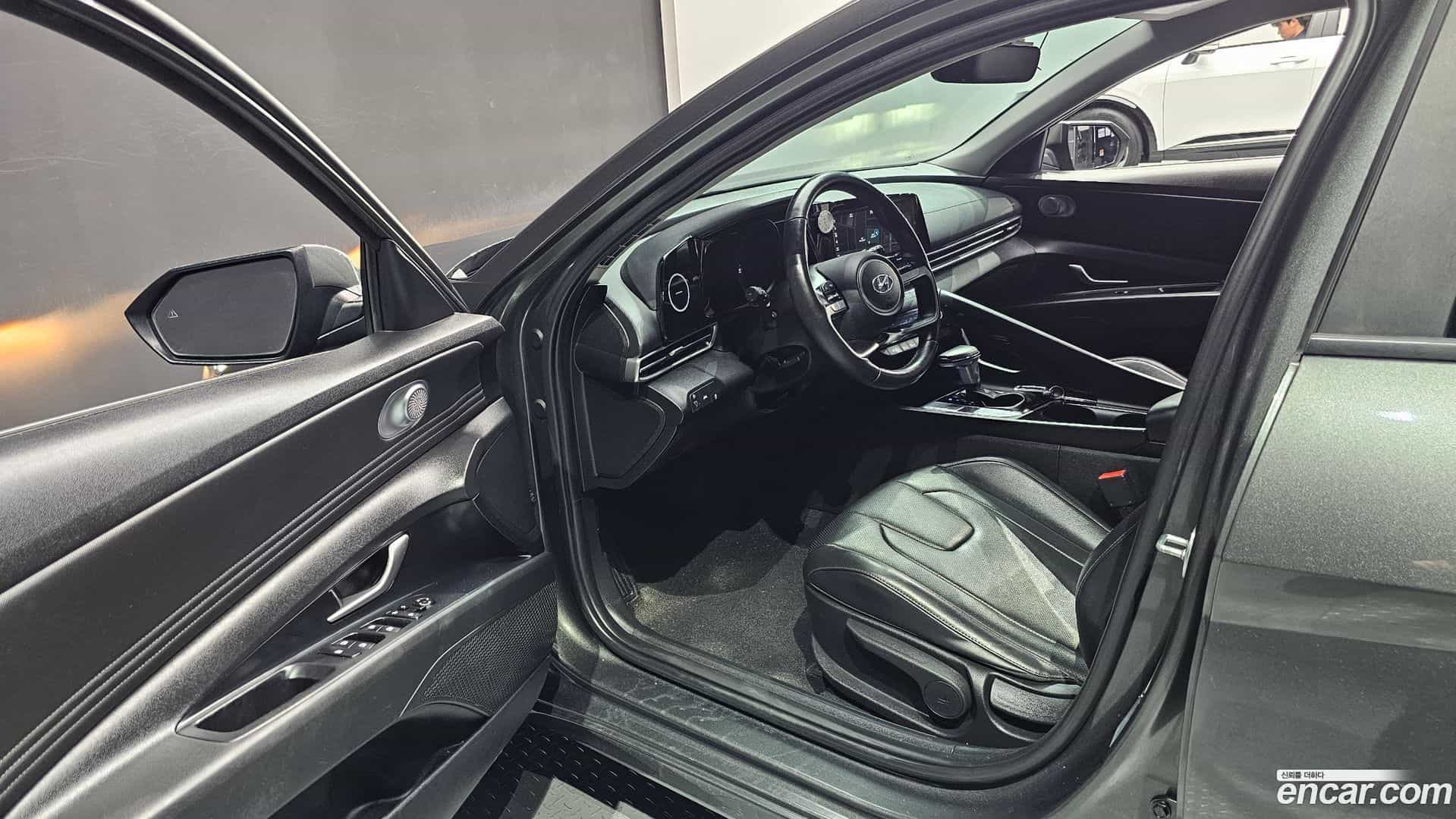 AVANTE Hyundai 2021.7-INNER-010