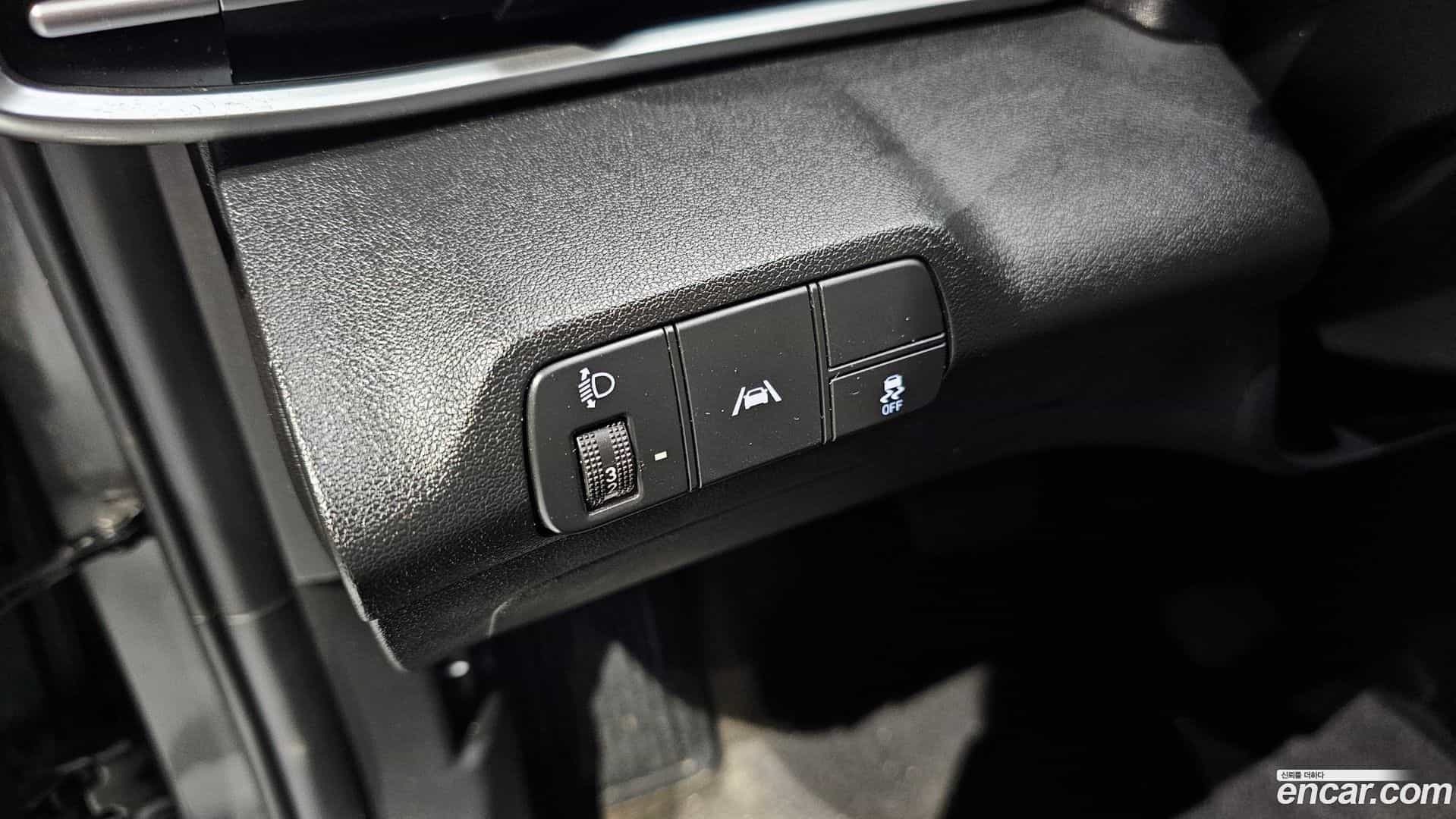 AVANTE Hyundai 2021.7-OPTION-020