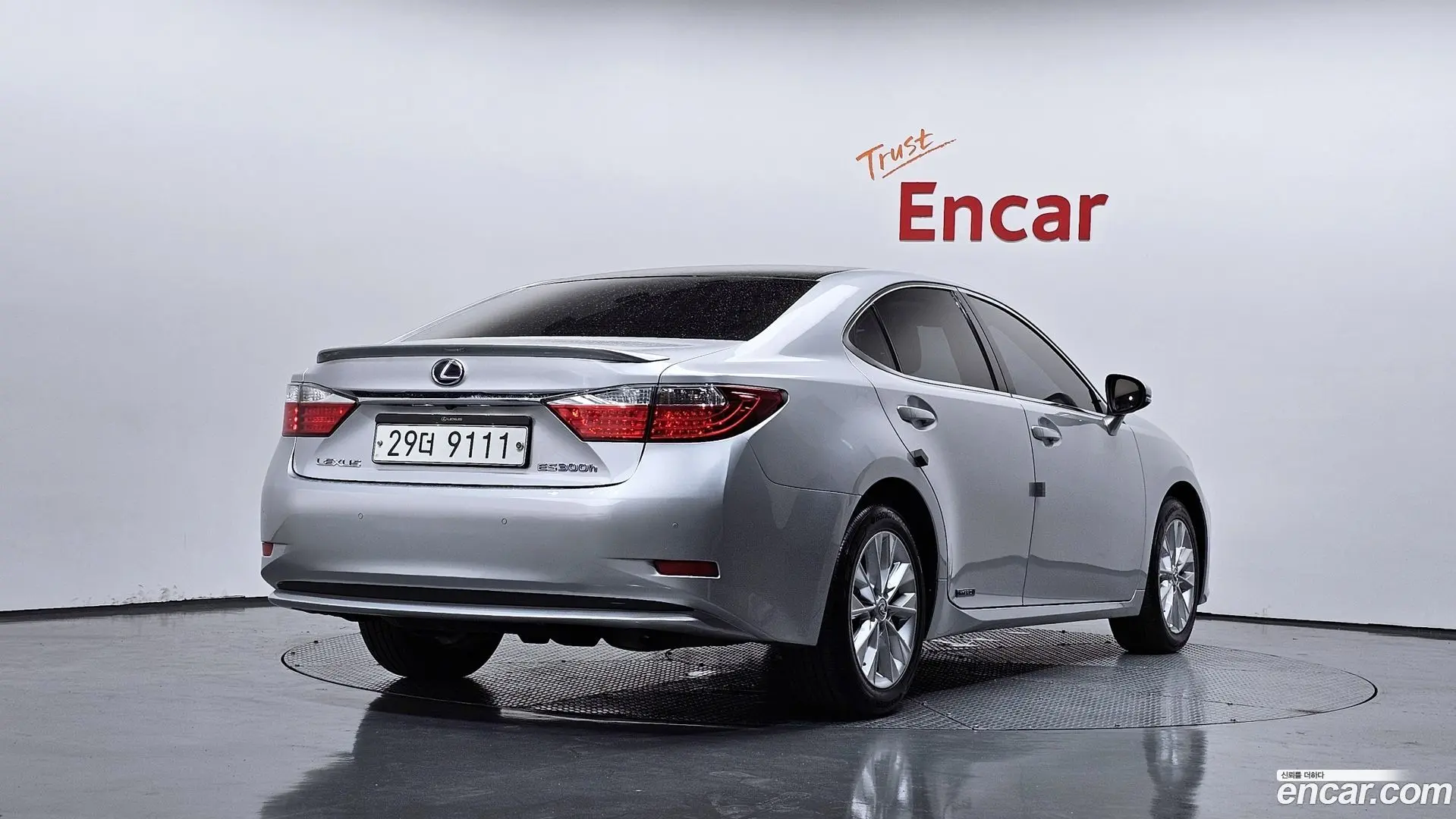 Main__Slider__Photo:ES Lexus 2013.7-1