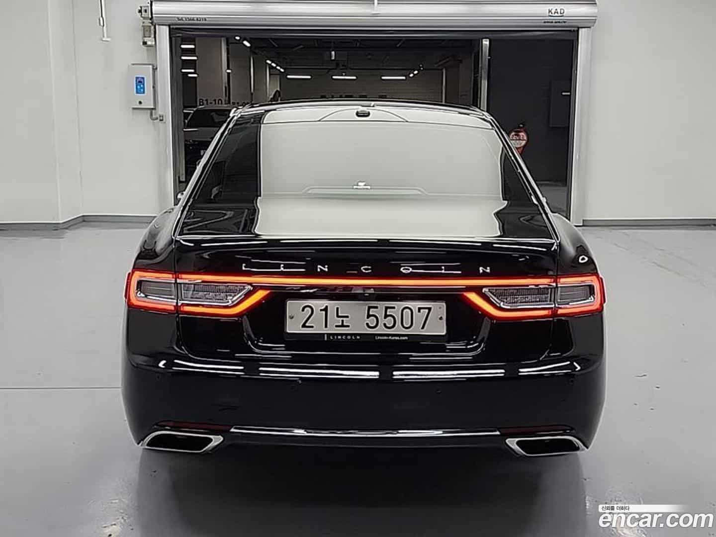 Continental Lincoln 2017.3-OUTER-003