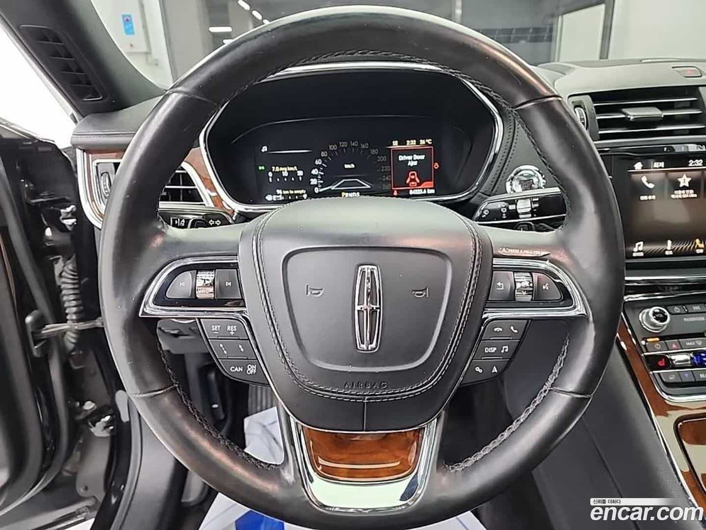 Continental Lincoln 2017.3-INNER-009
