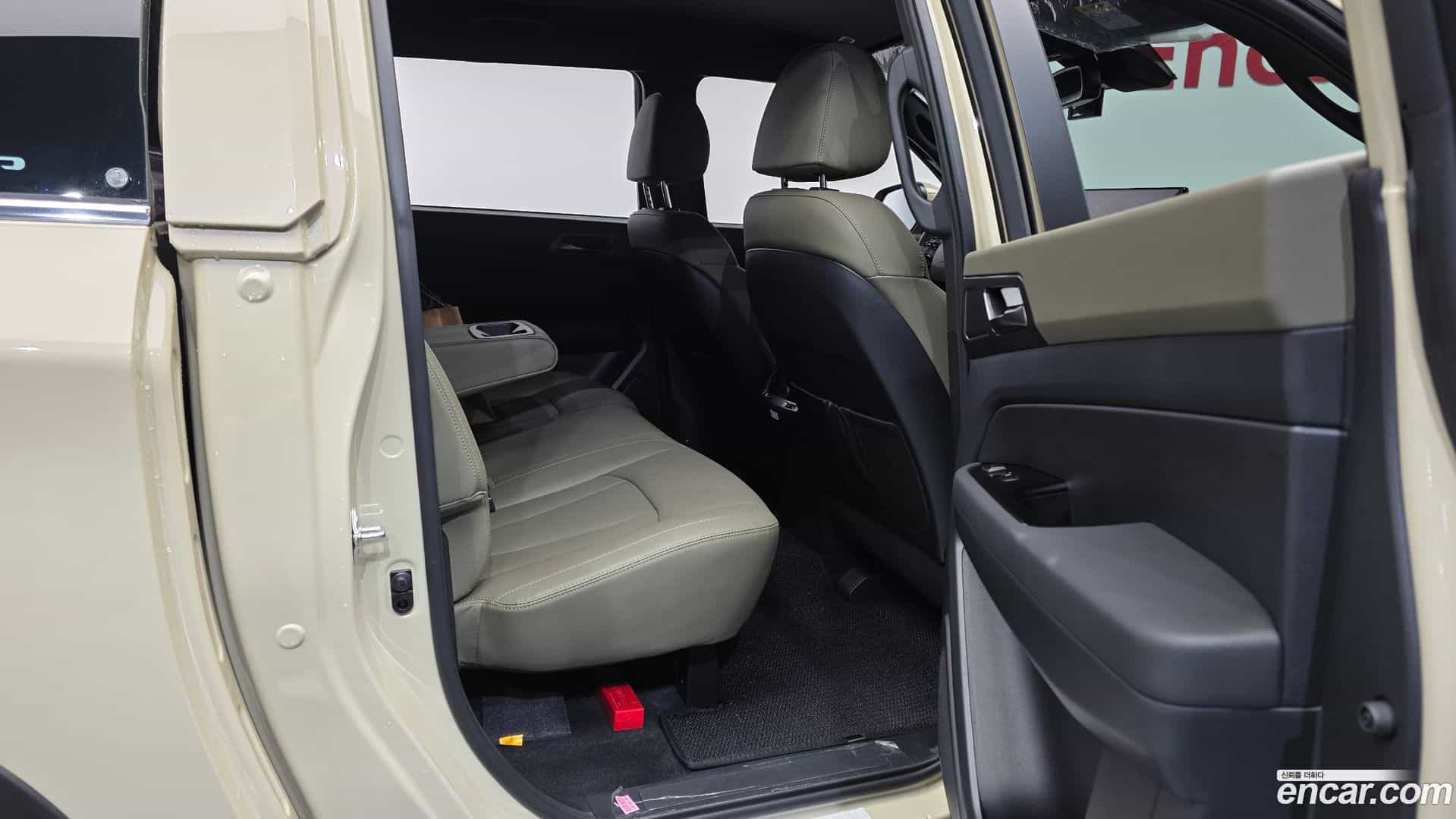 Rexton KG Mobility 2025.0-OPTION-016
