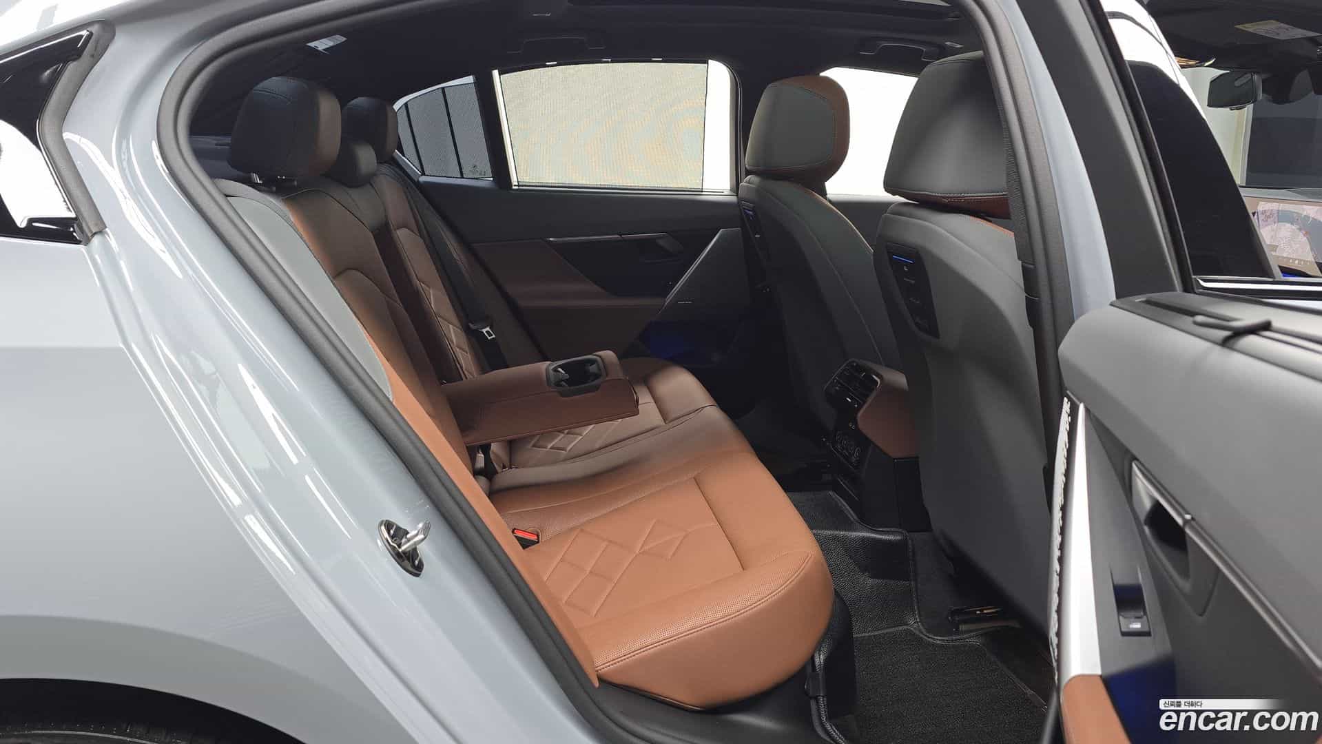 5-Series BMW 2024.3-OPTION-015