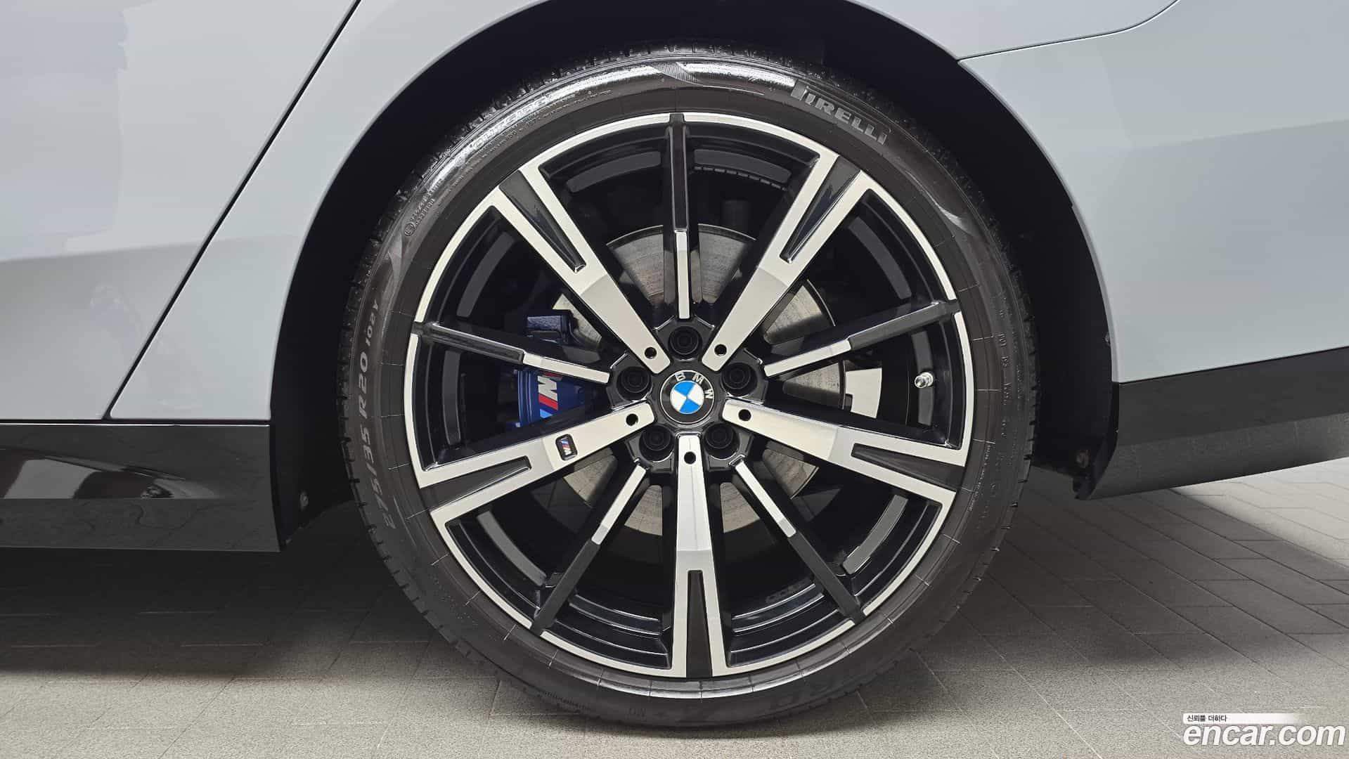 5-Series BMW 2024.3-OUTER-031