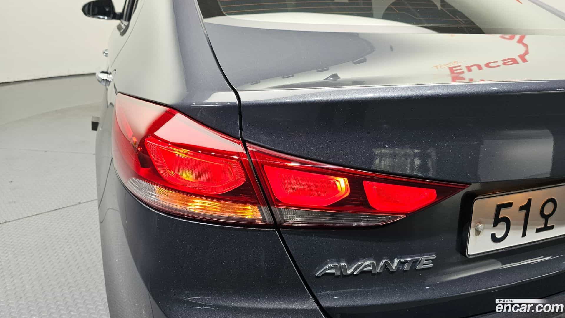 AVANTE Hyundai 2016.2-OUTER-033