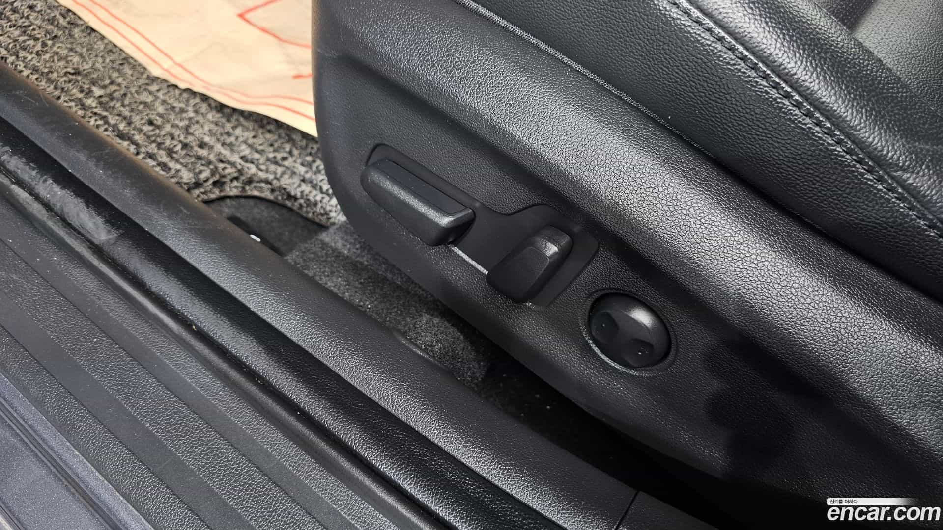 AVANTE Hyundai 2016.2-OPTION-043