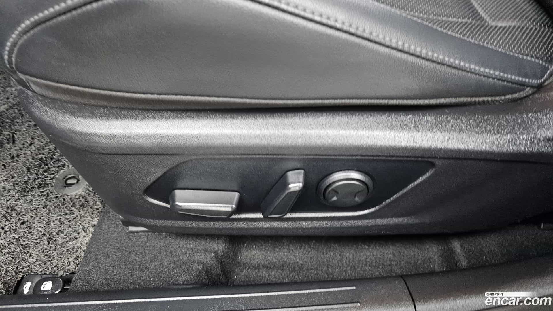 AVANTE Hyundai 2020.9-OPTION-044