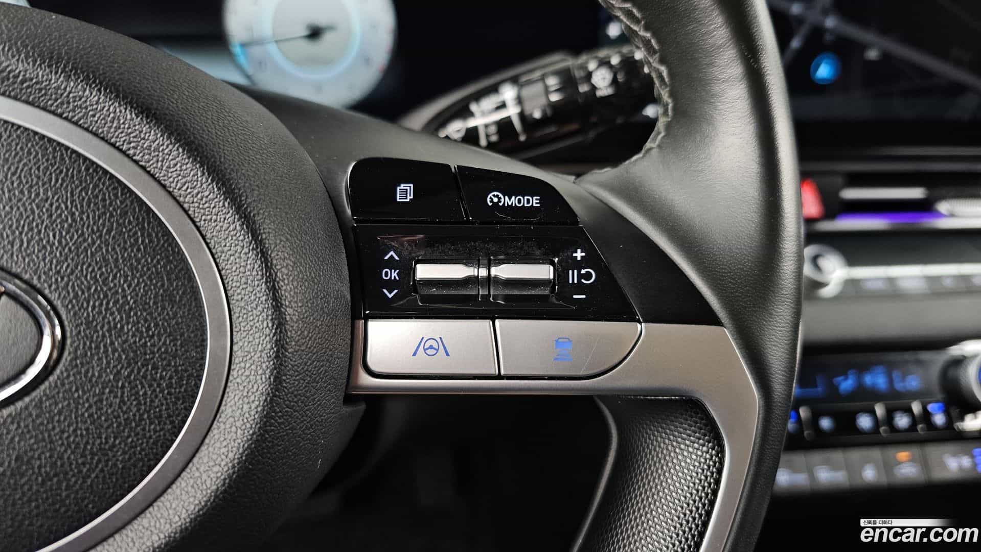 AVANTE Hyundai 2020.9-OPTION-045