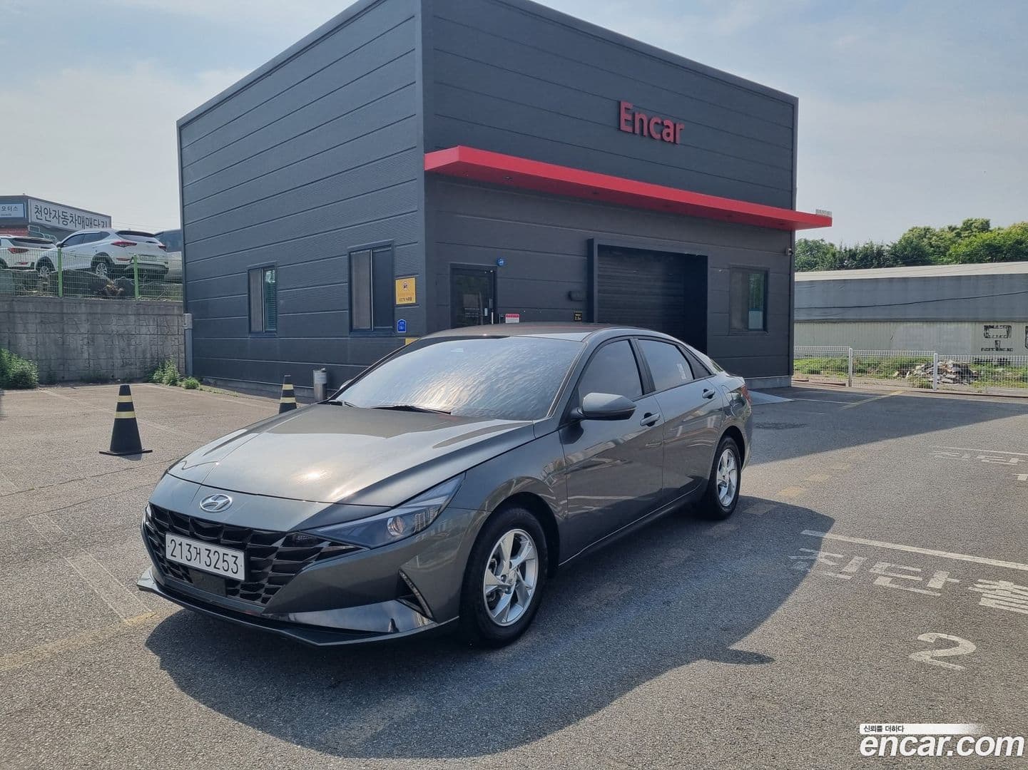 Main__Slider__Photo:AVANTE Hyundai 2022.6-0